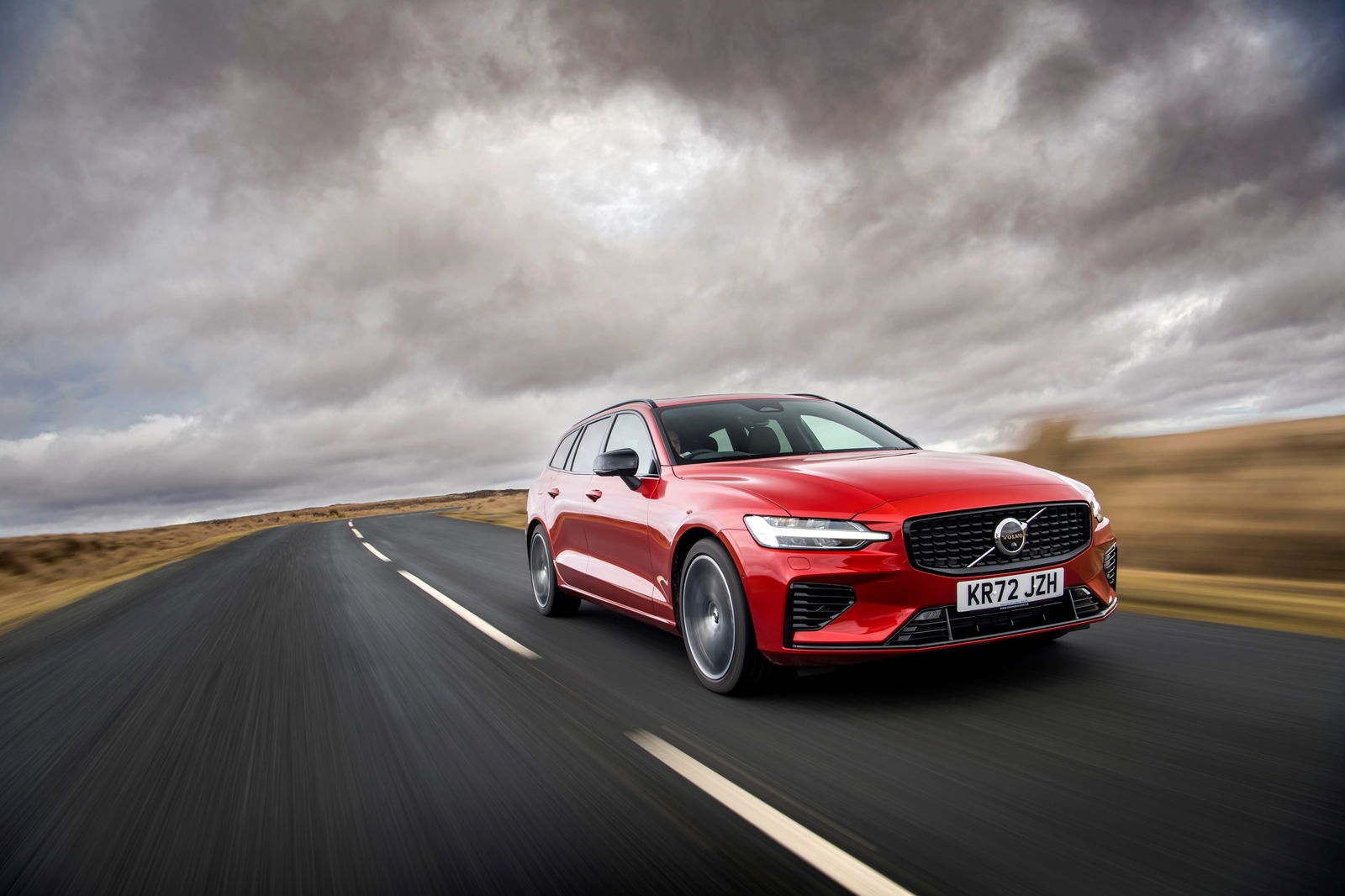 Volvo V60 - front
