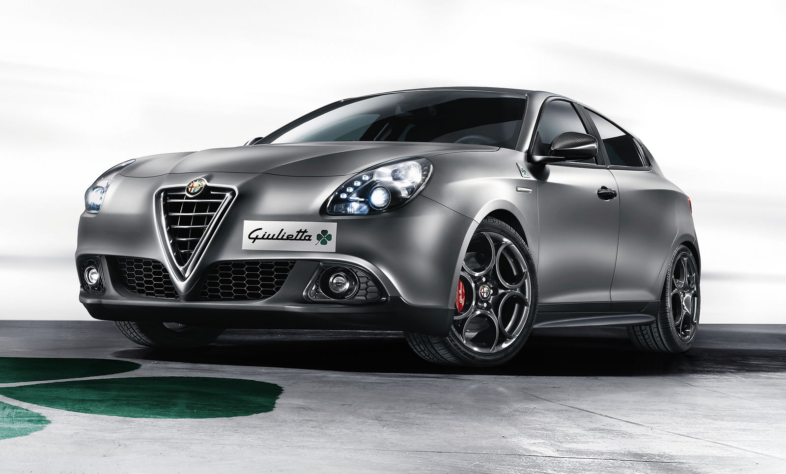Alfa Romeo Giulietta Quadrifoglio Verde Launch Edition