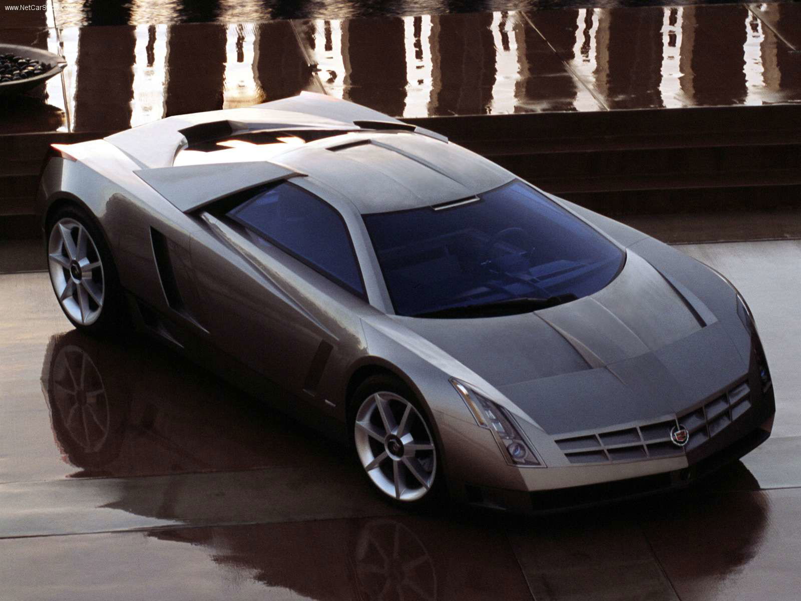 Cadillac Cien - front