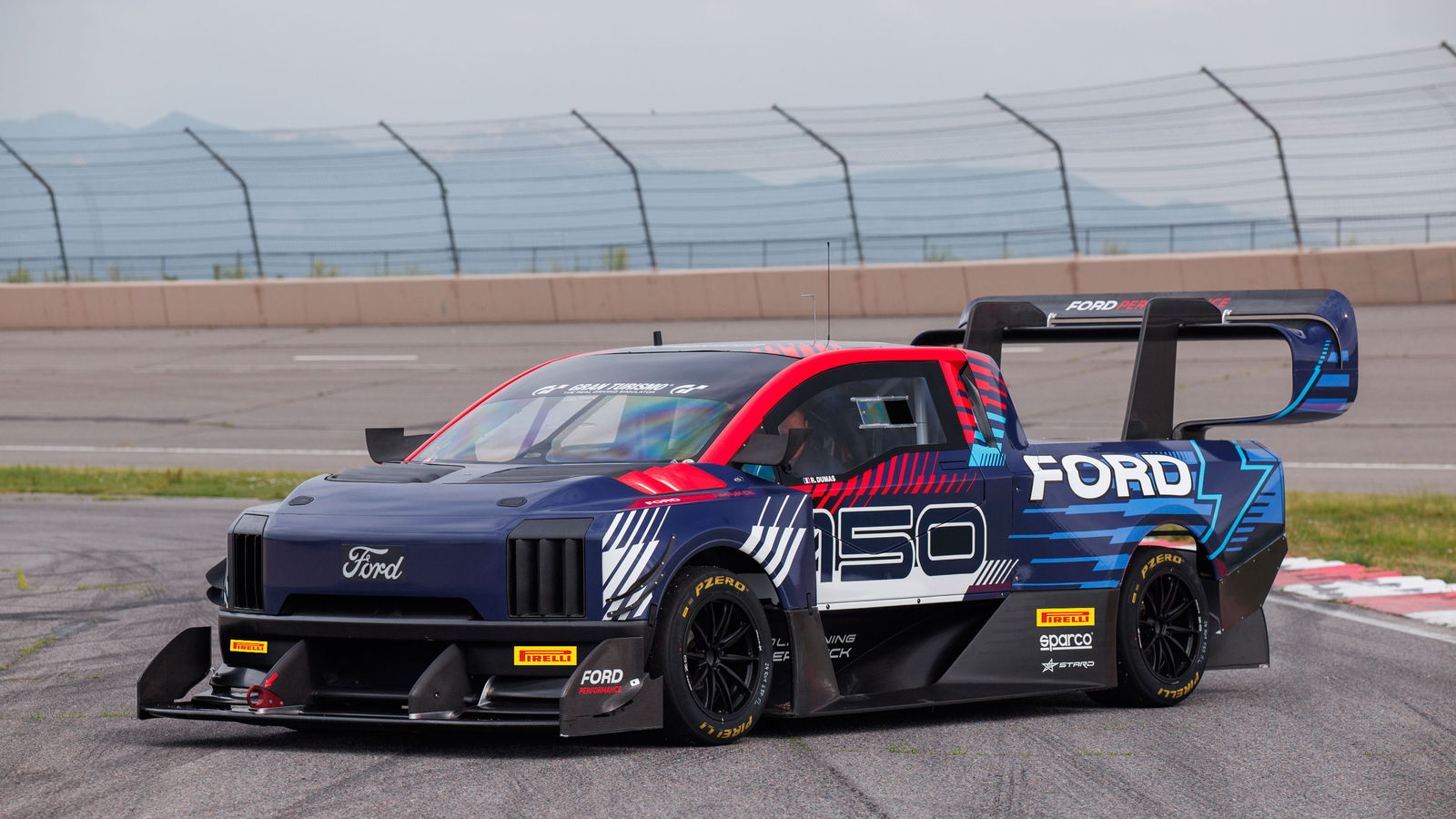 Ford F-150 Lightning SuperTruck - front