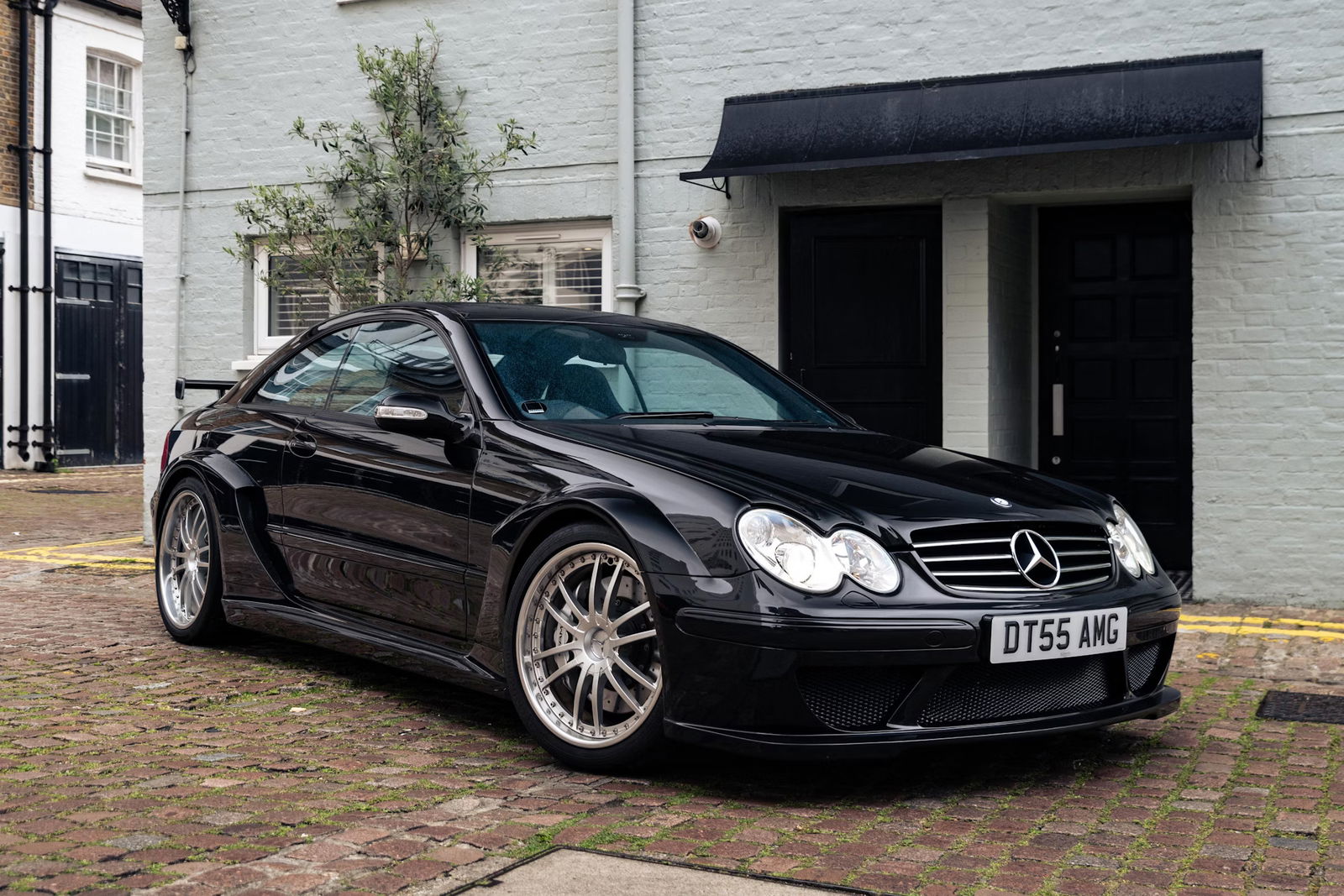 Mercedes-Benz CLK DTM AMG - front
