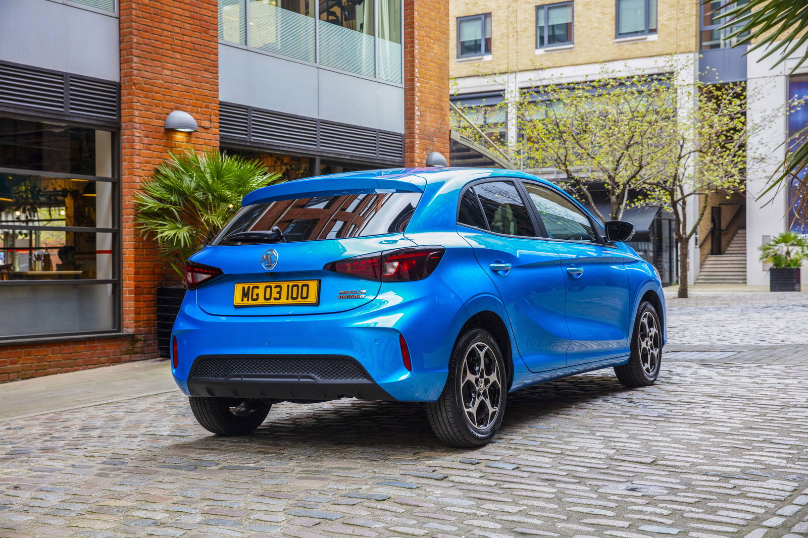 MG3 - rear