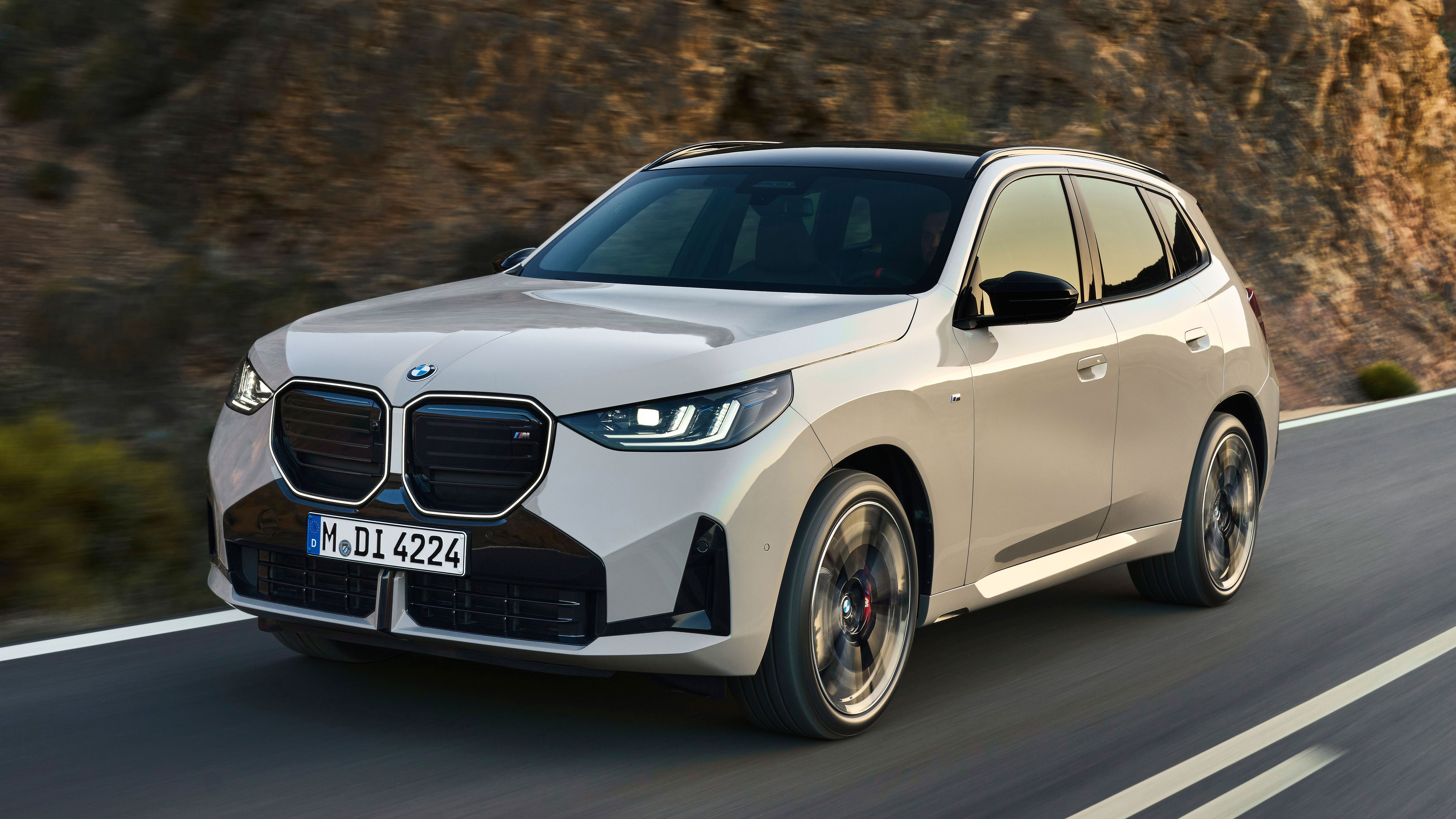 BMW X3 M50 - front