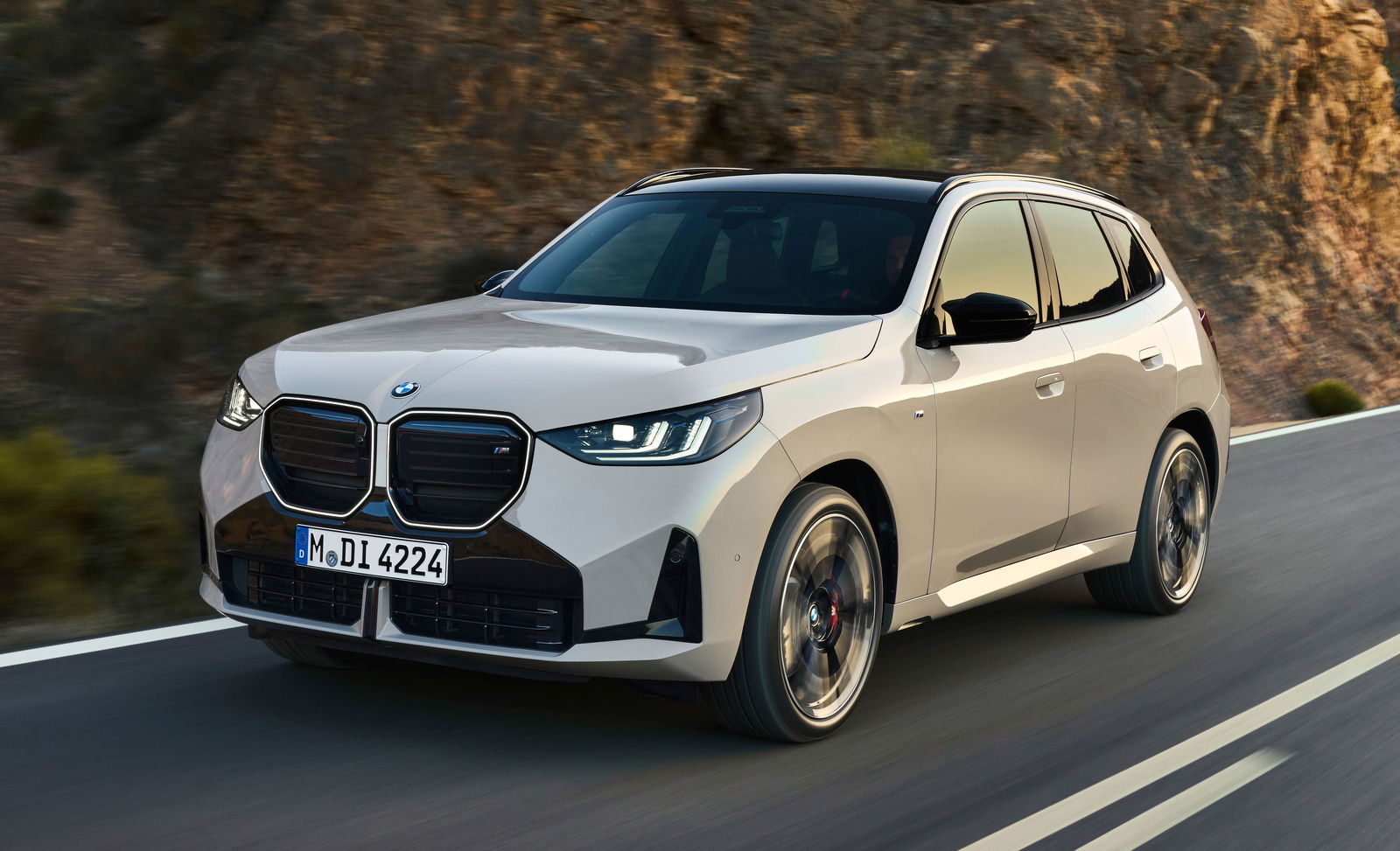 BMW X3 M50 - front