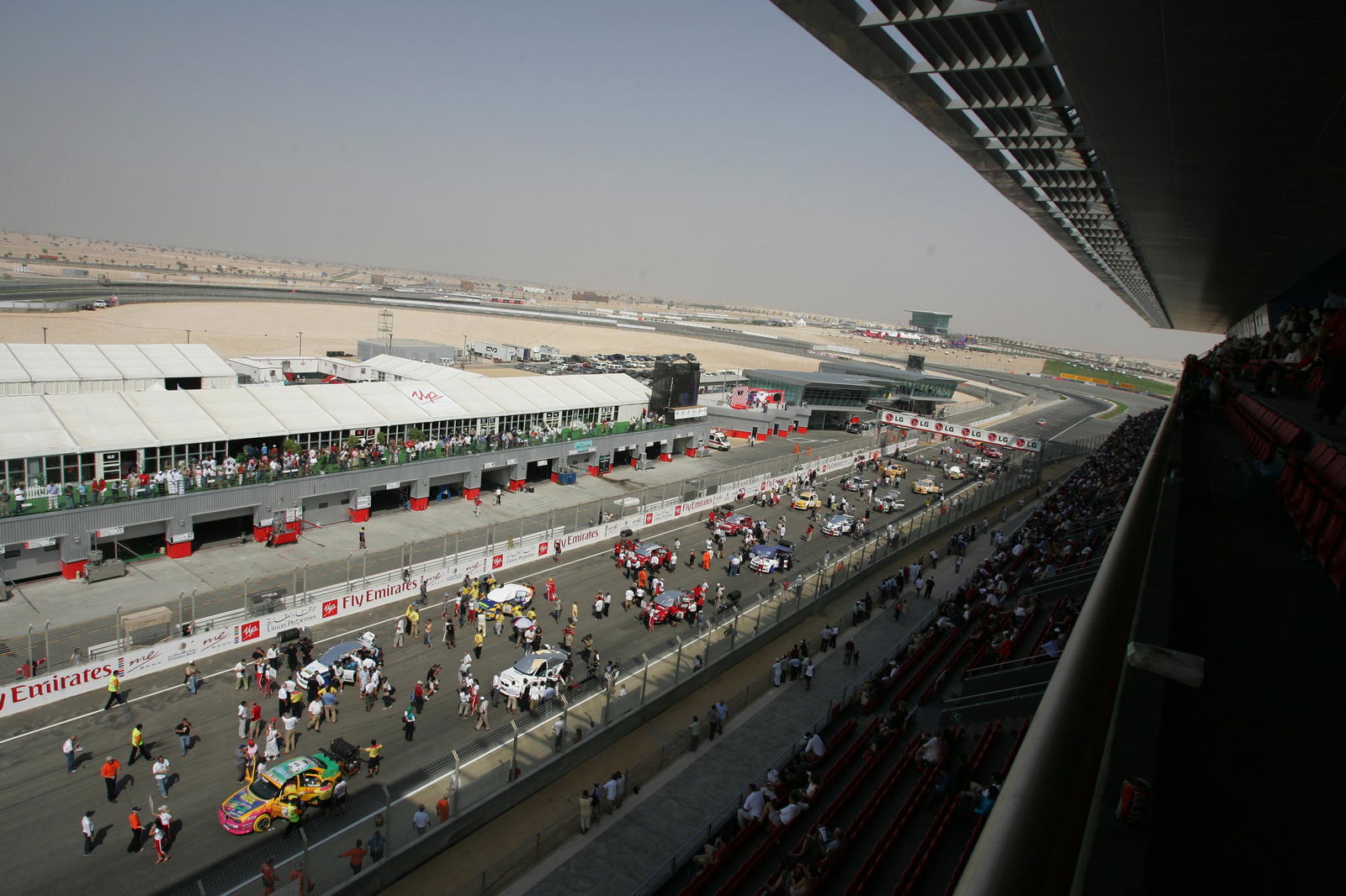 The European Touring Car Championship at Dubai Autodrome in 2004