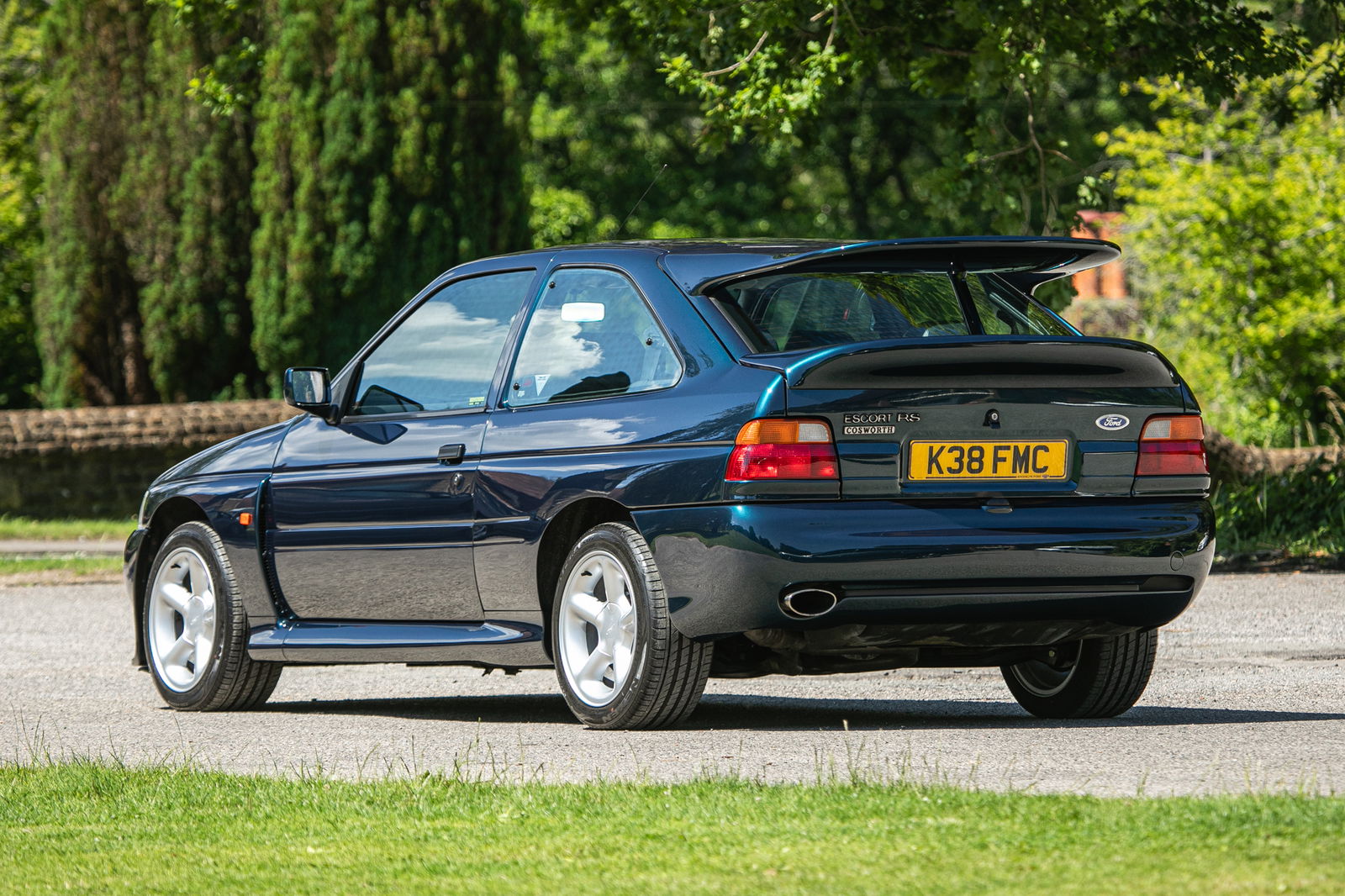 Ford Escort RS Cosworth - rear