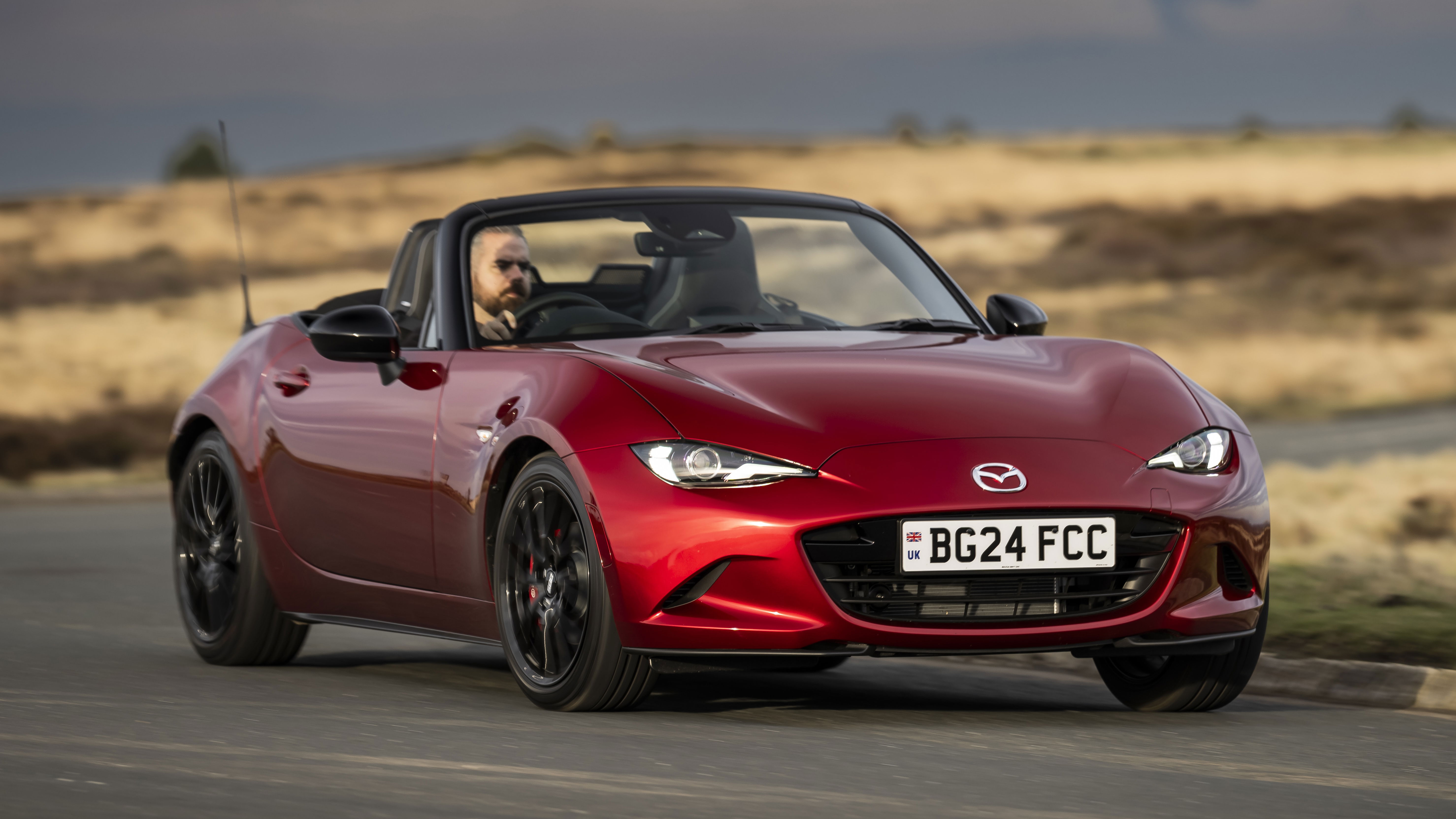 Mazda MX-5 2.0 - front