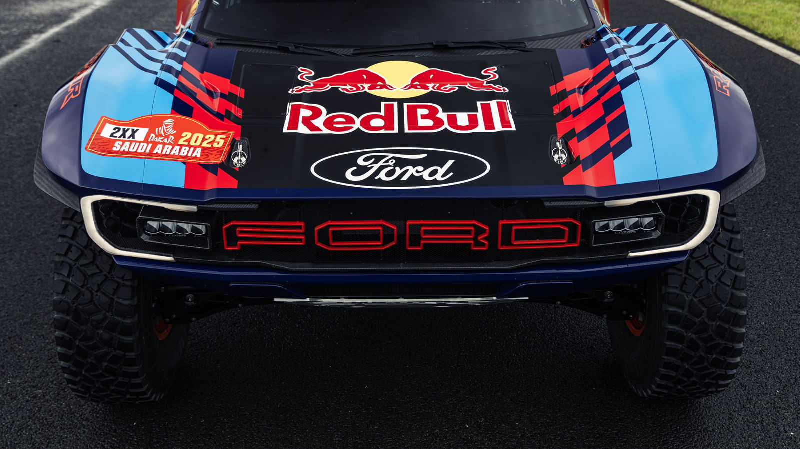 Ford Raptor T1+ - front detail
