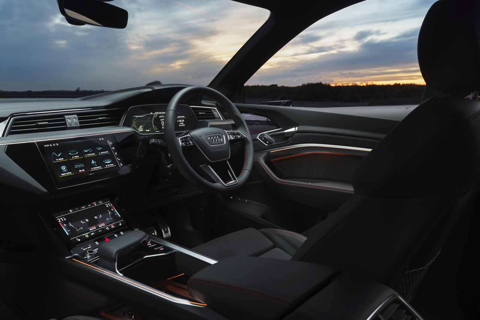 Audi Q8 E-Tron - interior