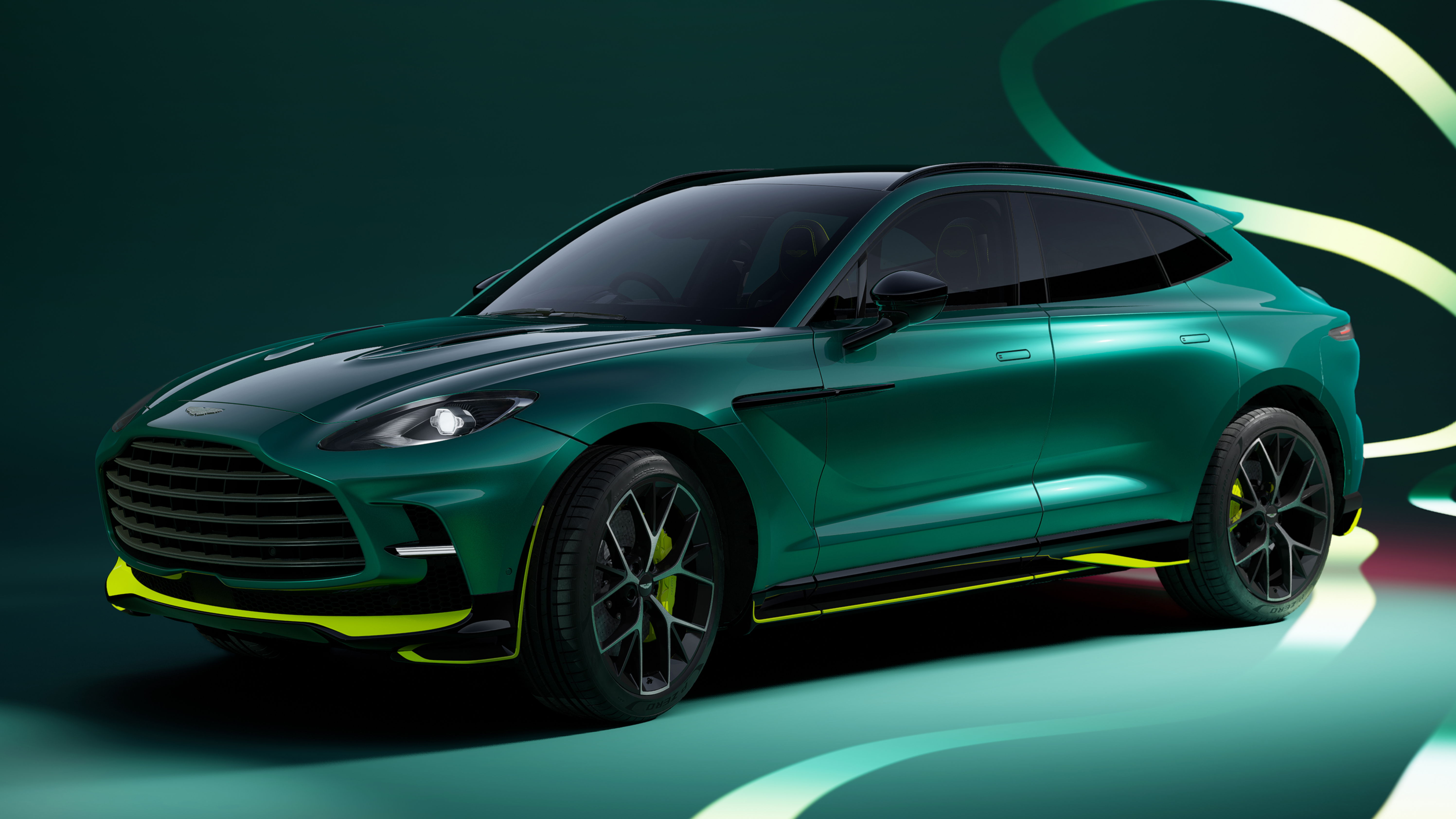 Aston Martin DBX707 AMR24 Edition - front