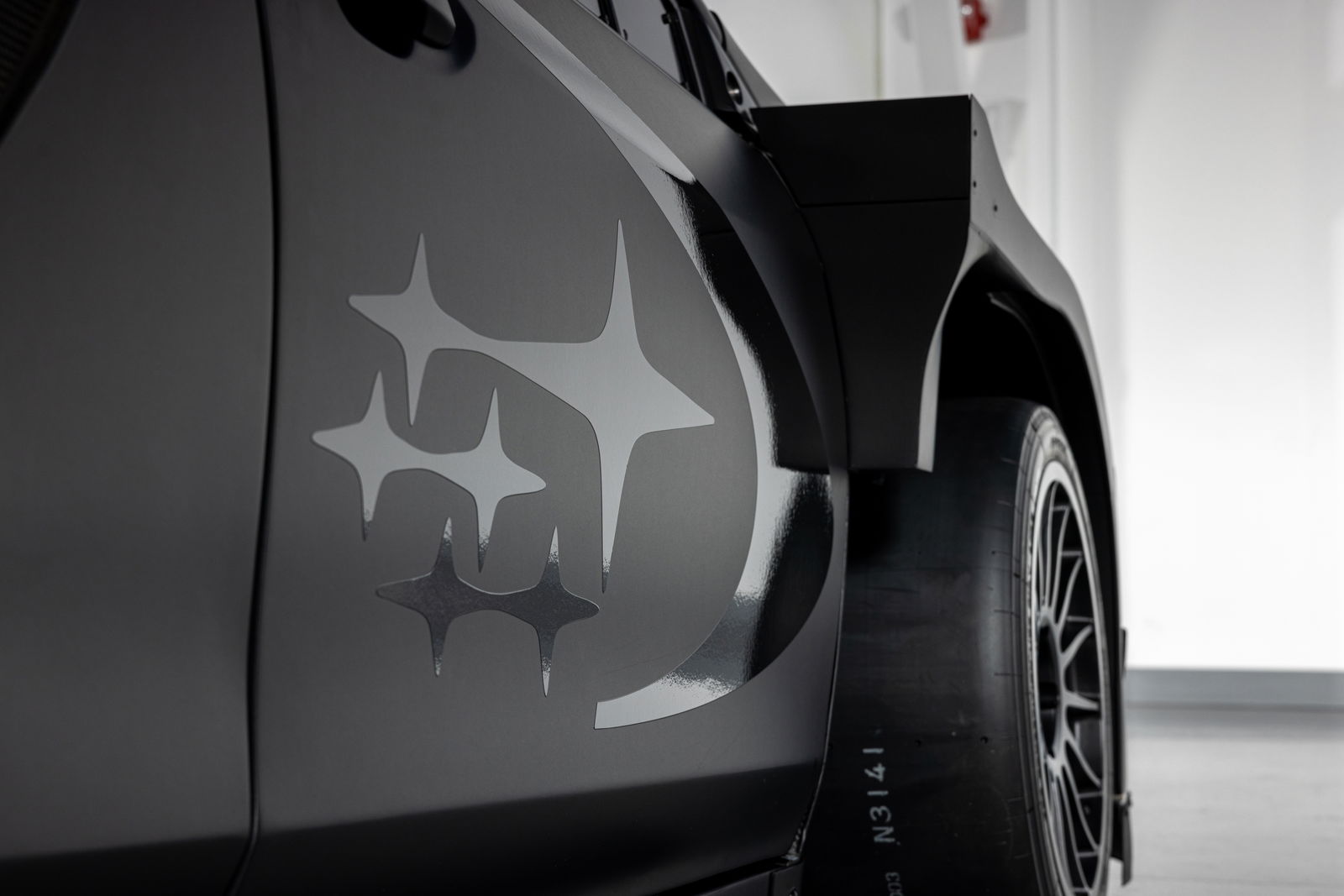 Subaru 'Project Midnight' - side detail