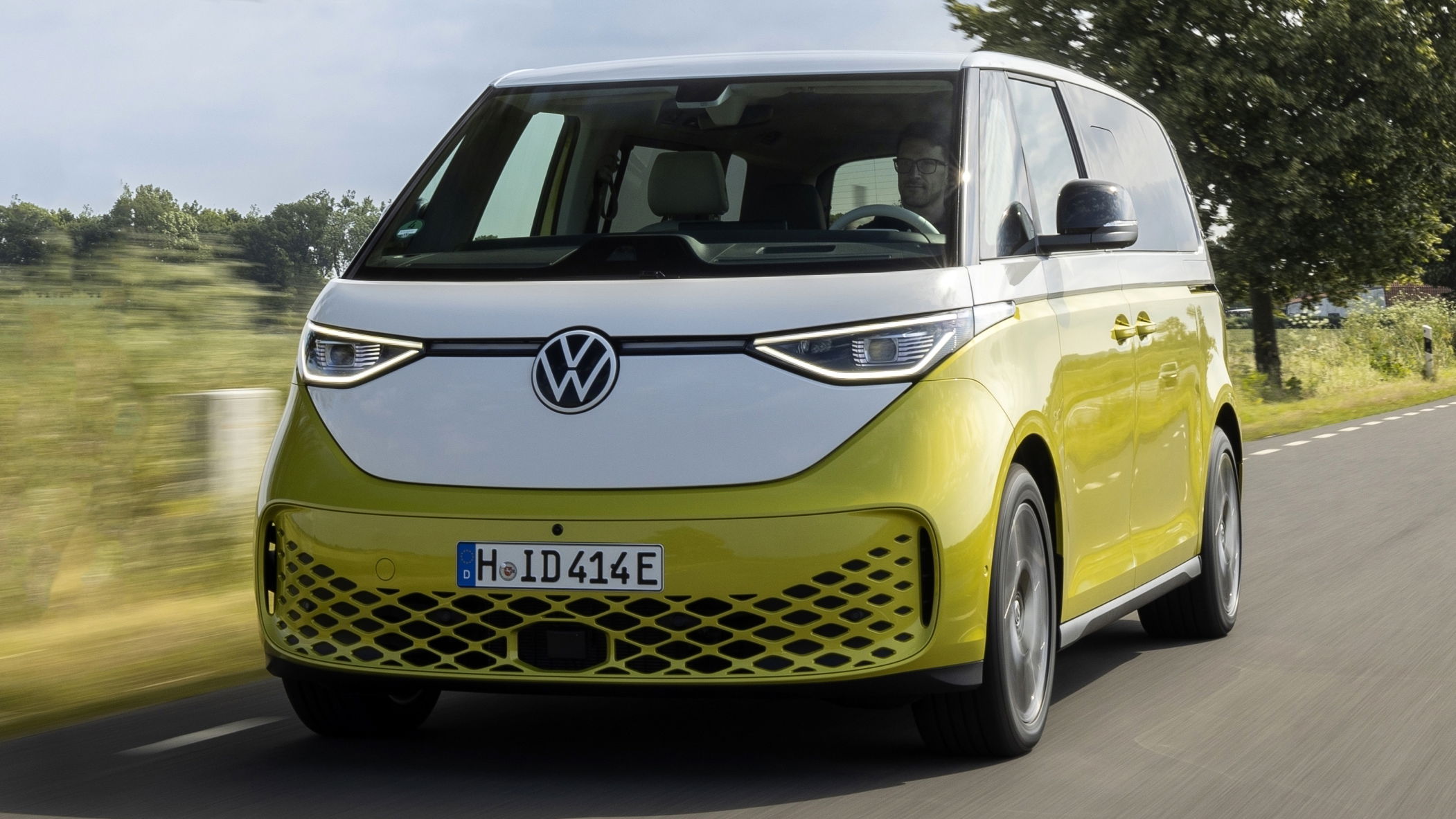 VW ID Buzz LWB - front, dynamic