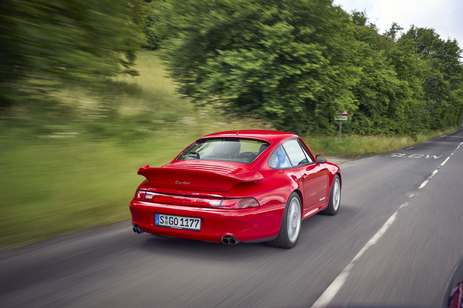 Porsche 993 Turbo - rear, driving