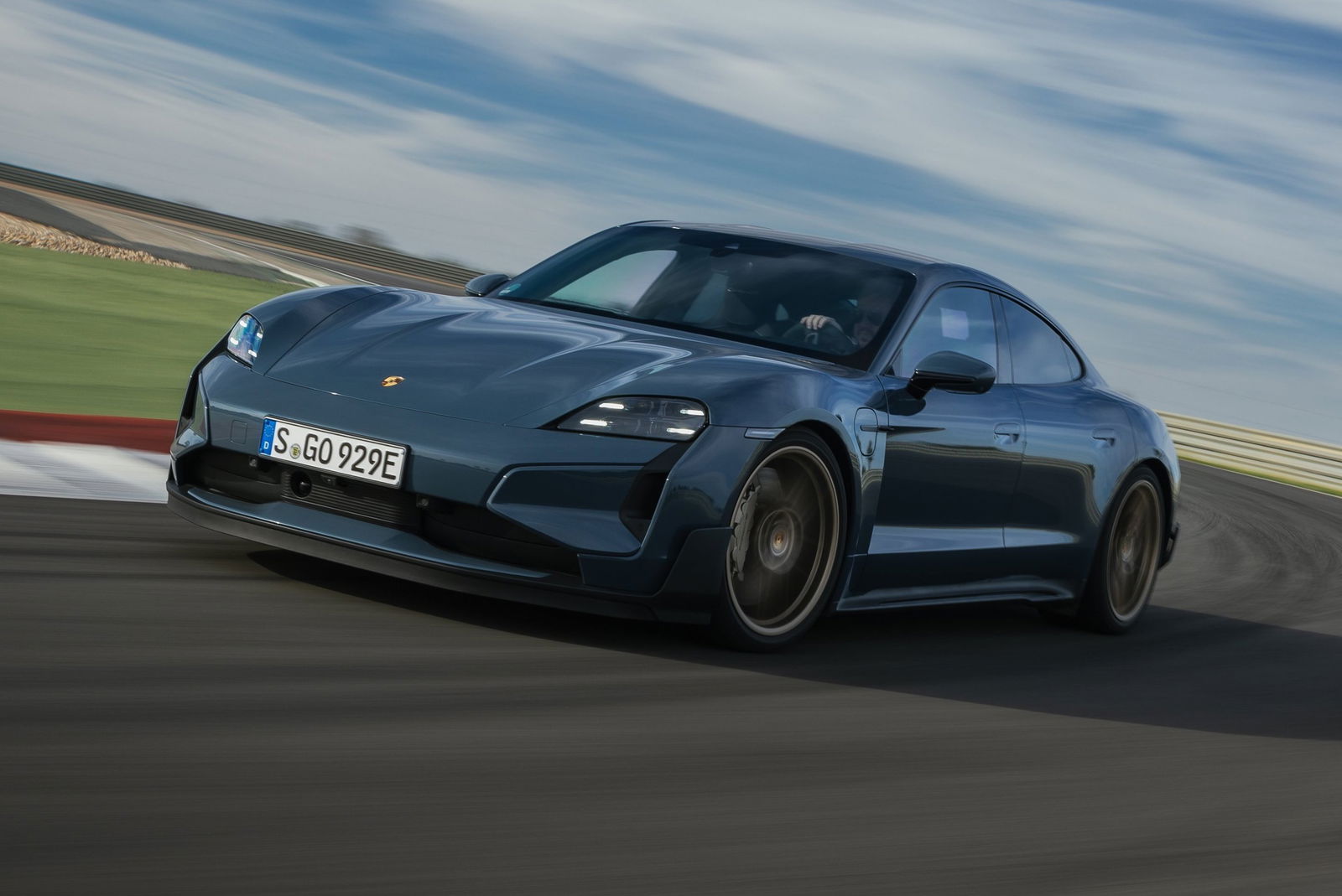 Porsche Taycan Turbo GT