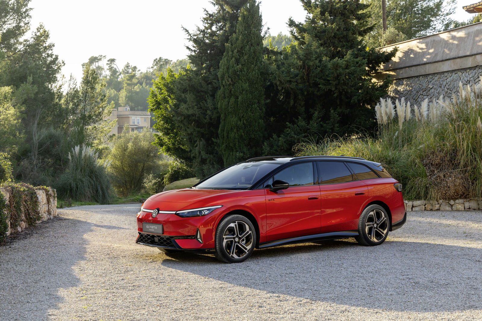 Volkswagen ID7 GTX Tourer - front