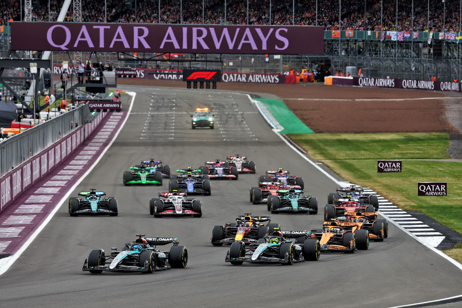 Russell leads the field on lap 1. ©: Batchelor / XPB Images