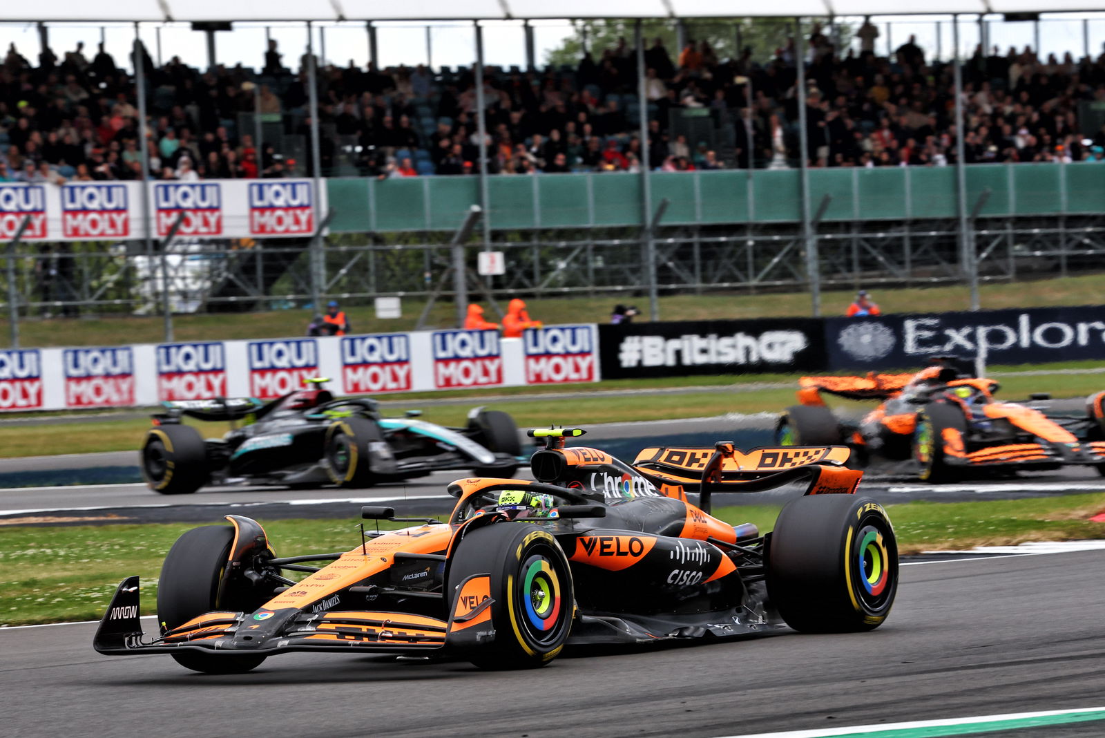 Norris leads after the first stint. ©: Charniaux / XPB Images