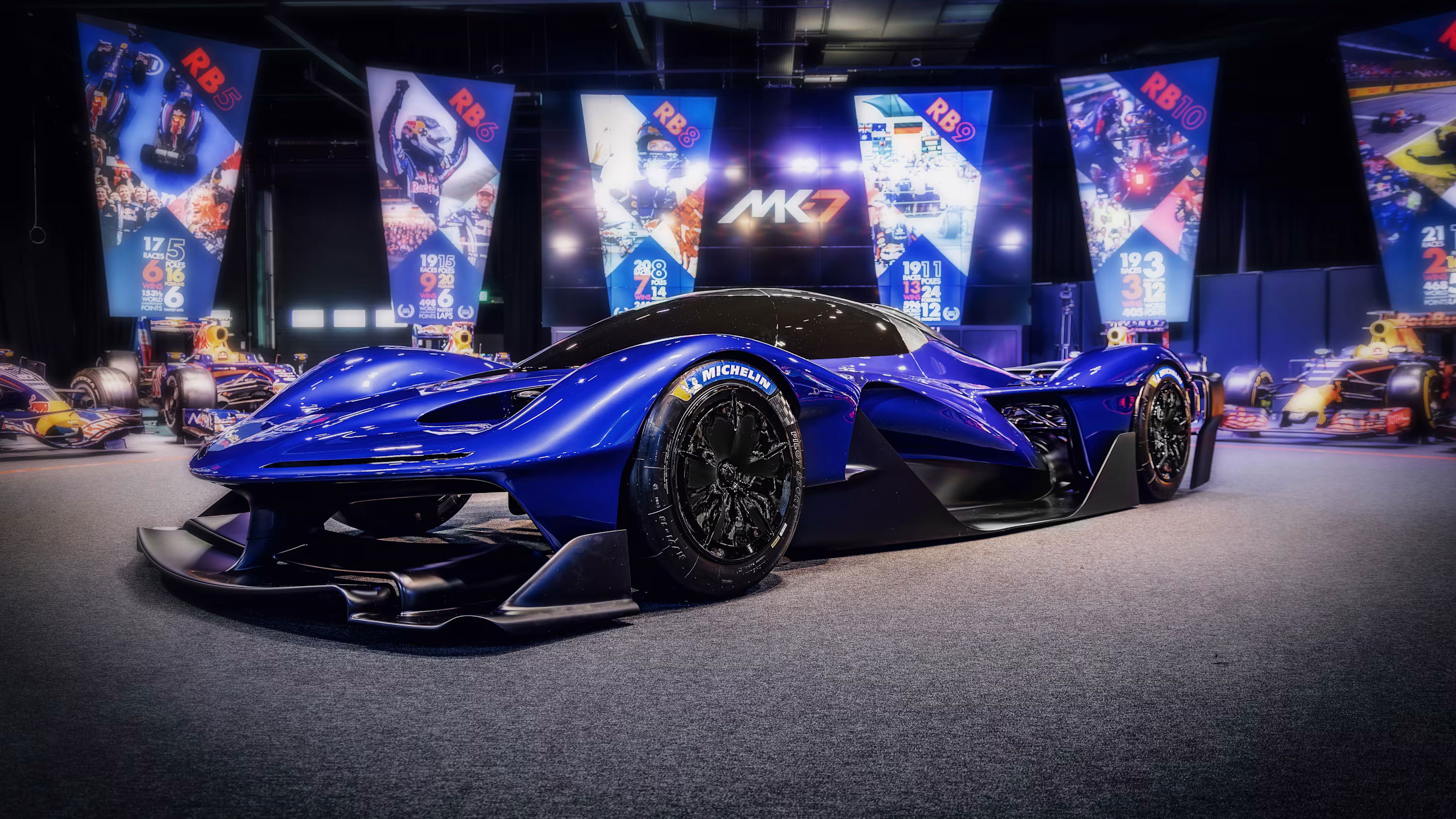 Red Bull RB17 - front