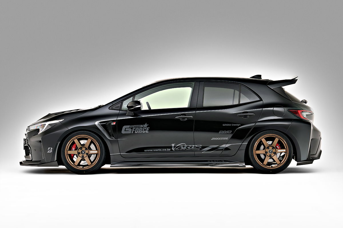 Varis GR Corolla - side