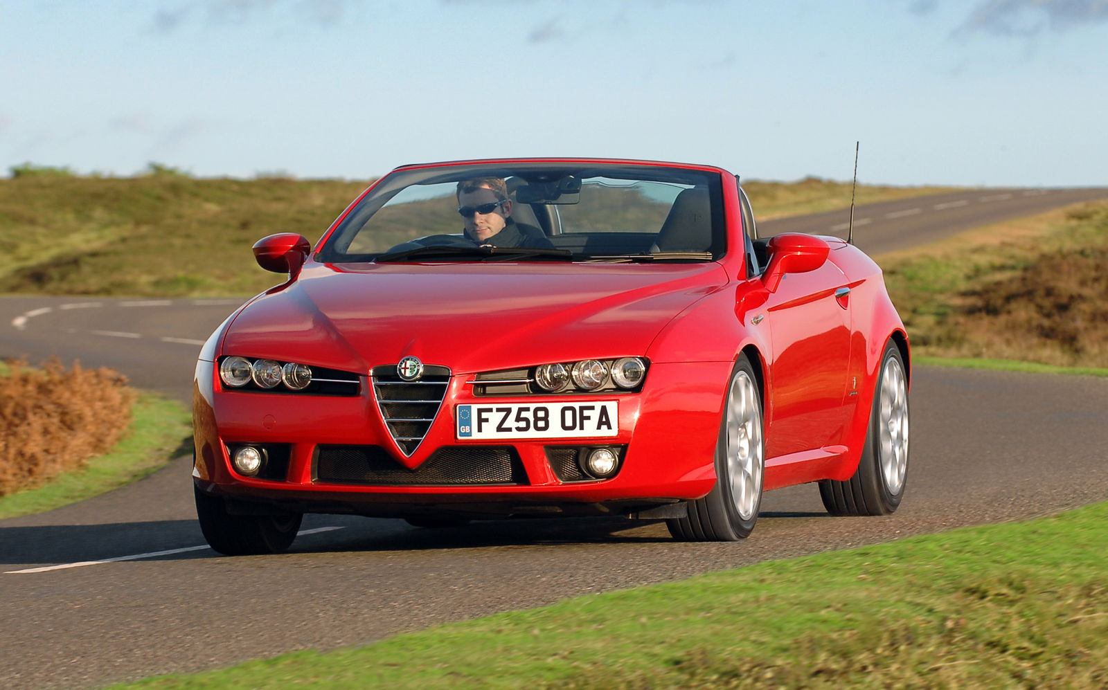 Alfa Romeo Spider - front