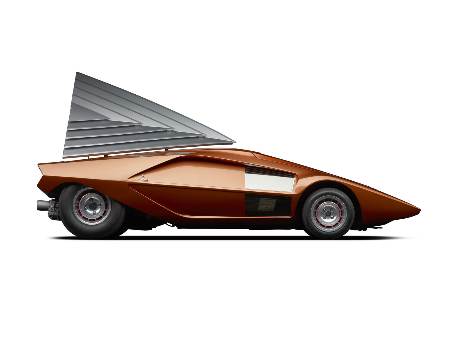 Lancia Stratos Zero - side
