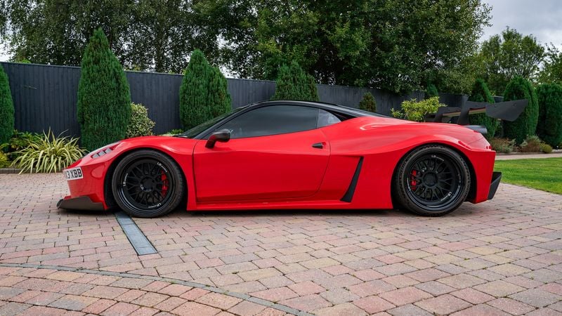 Liberty Walk Ferrari 458 Italia - side