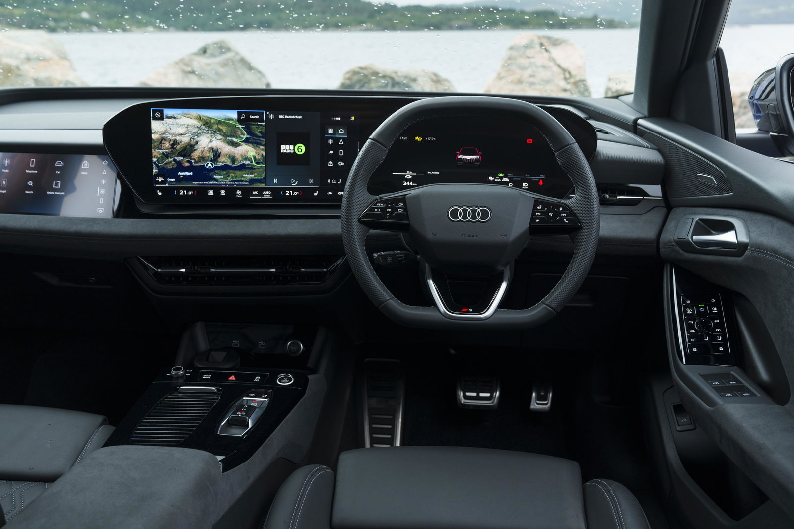 Audi Q6 E-Tron - interior