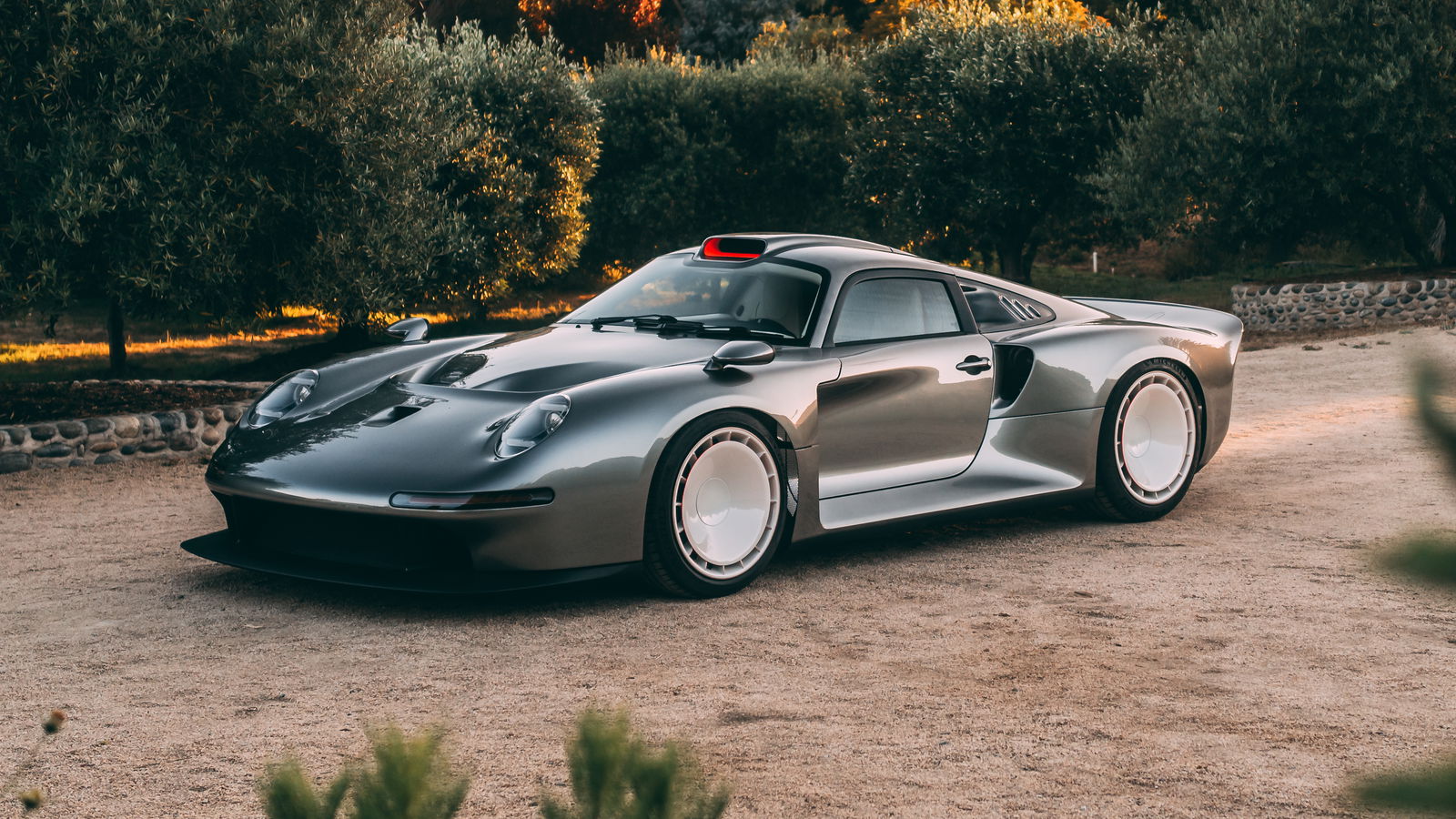 Tuthill GT One - front
