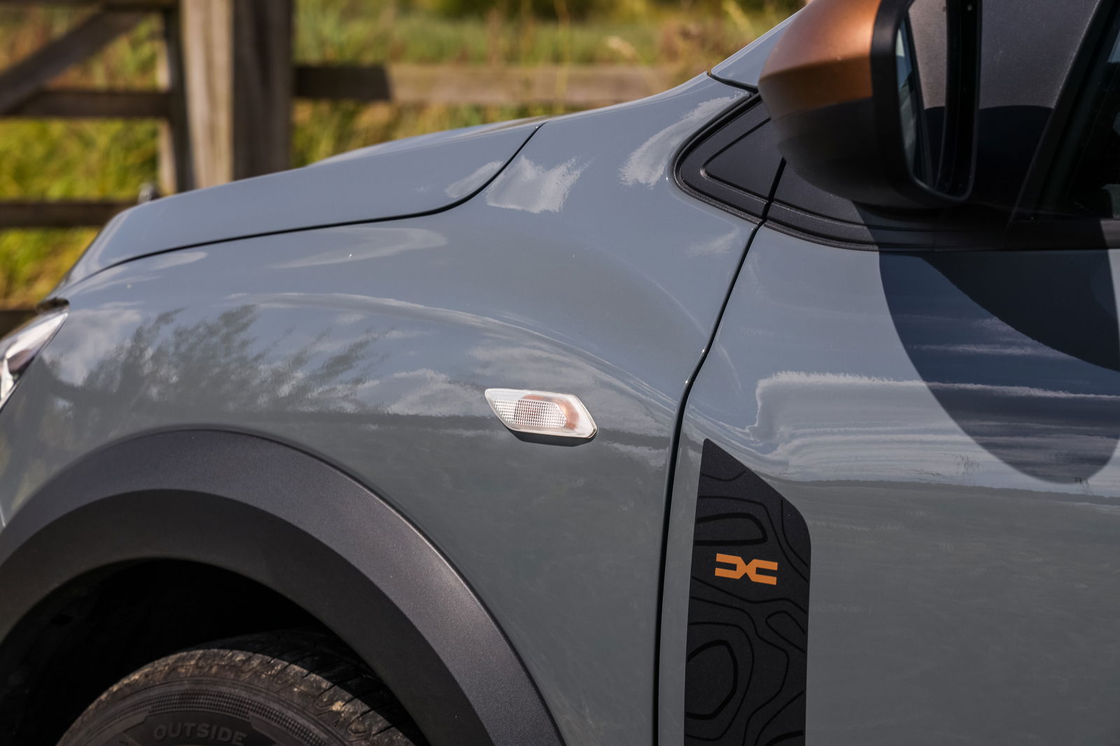 Dacia Jogger - front wing 