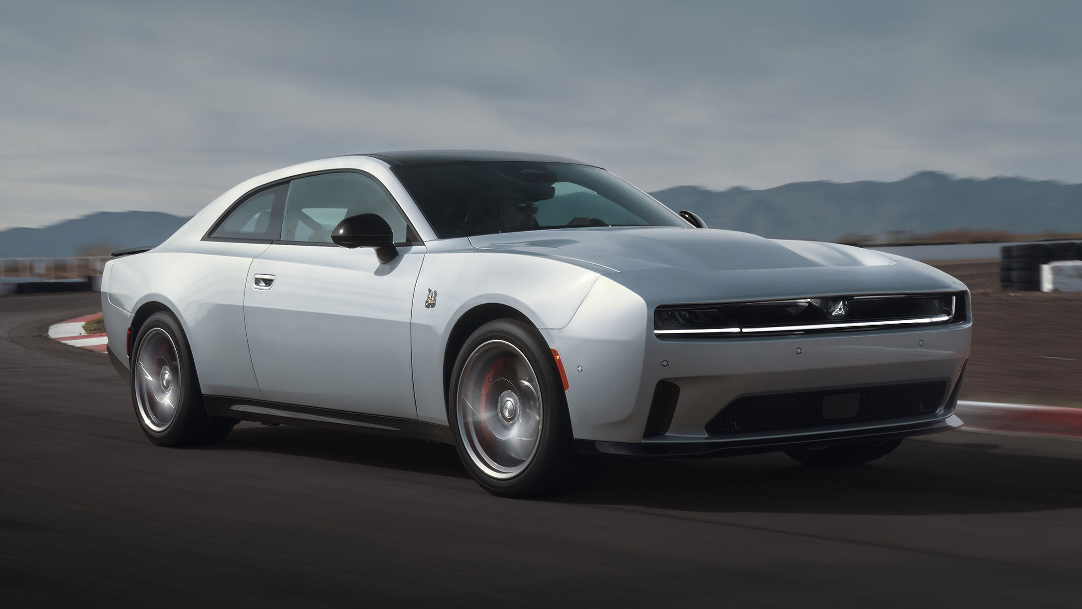Dodge Charger Daytona - front