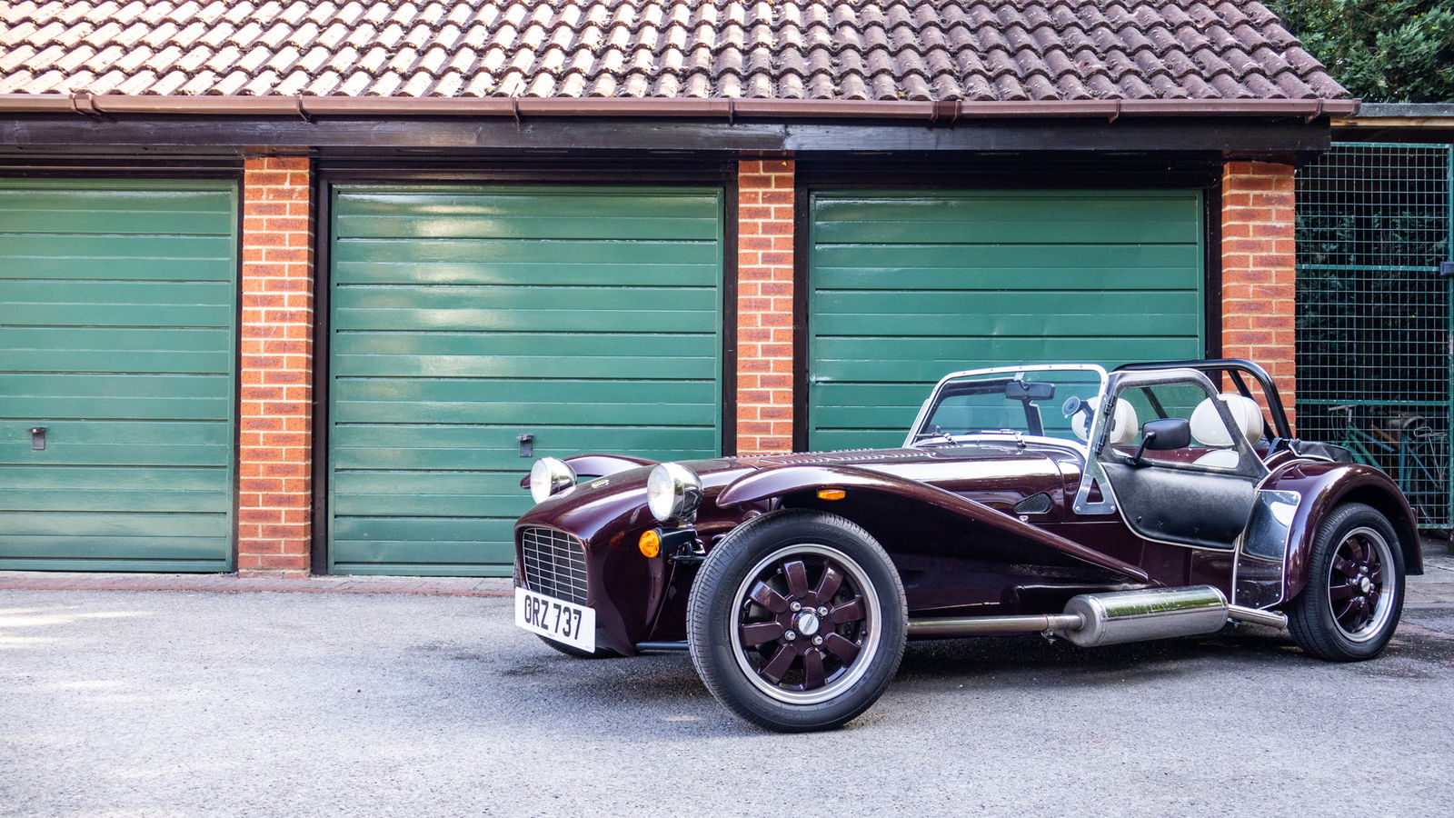 I Daily Drove A Caterham For Two Weeks, And Here’s What I Learned