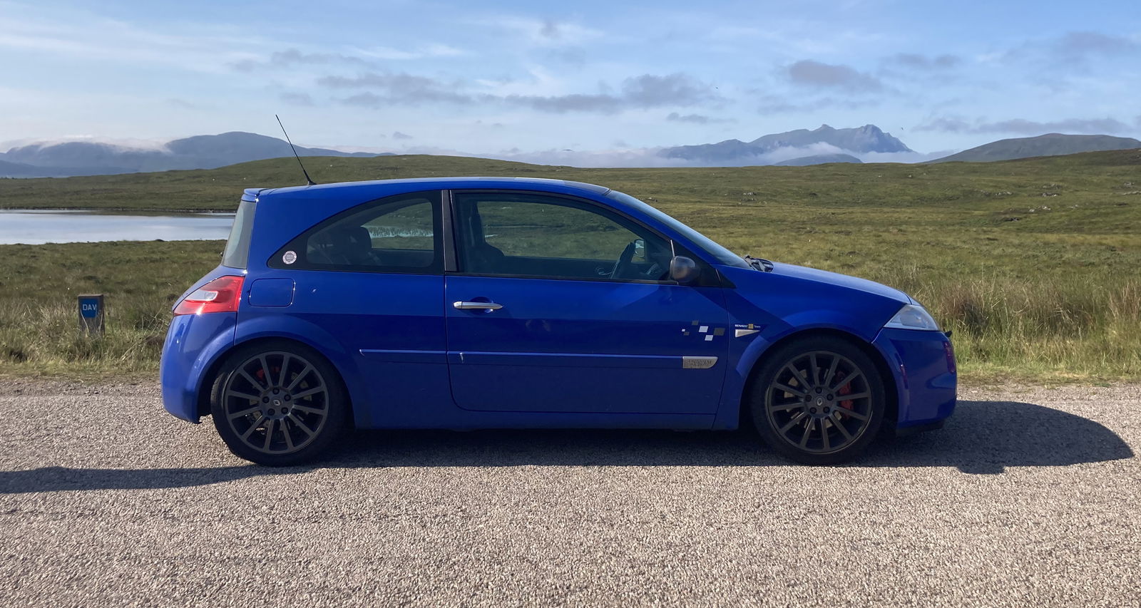 Renault Megane R26 - side
