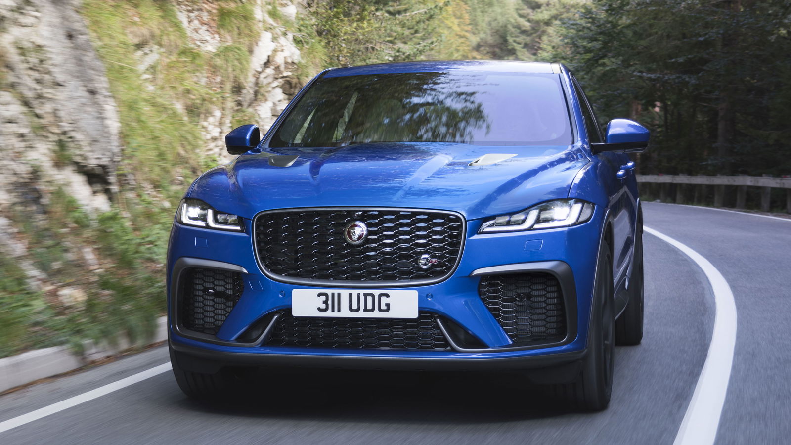 Jaguar F-Pace SVR