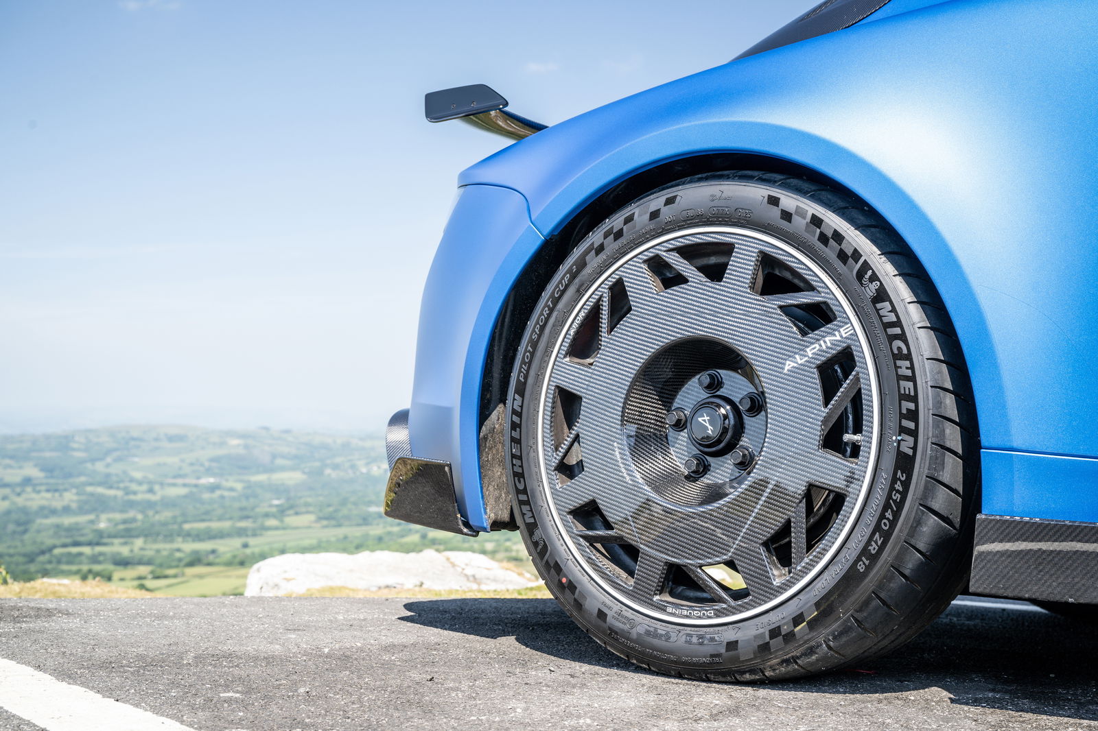 Alpine A110 R - wheel detail