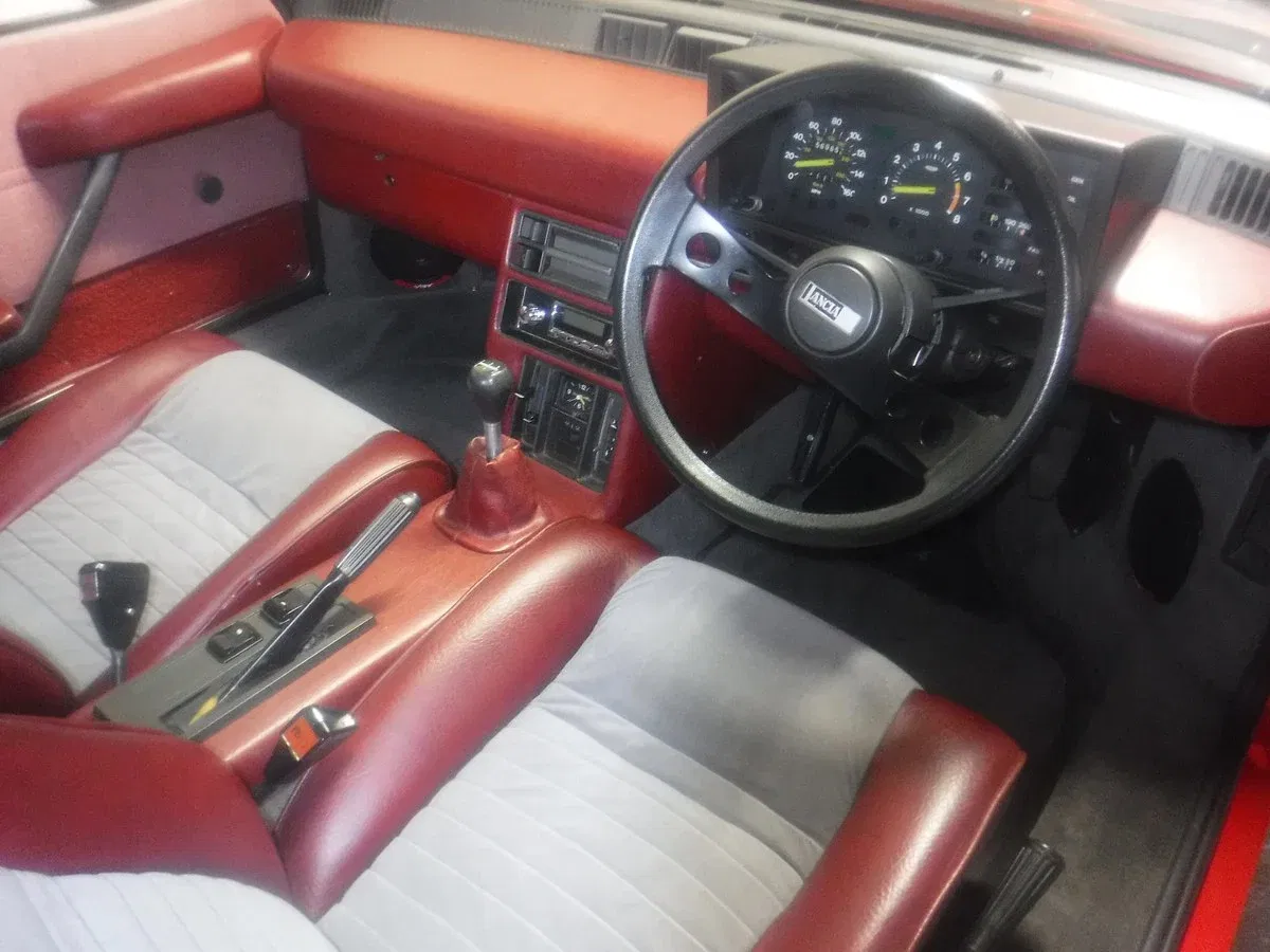 Lancia Montecarlo - interior