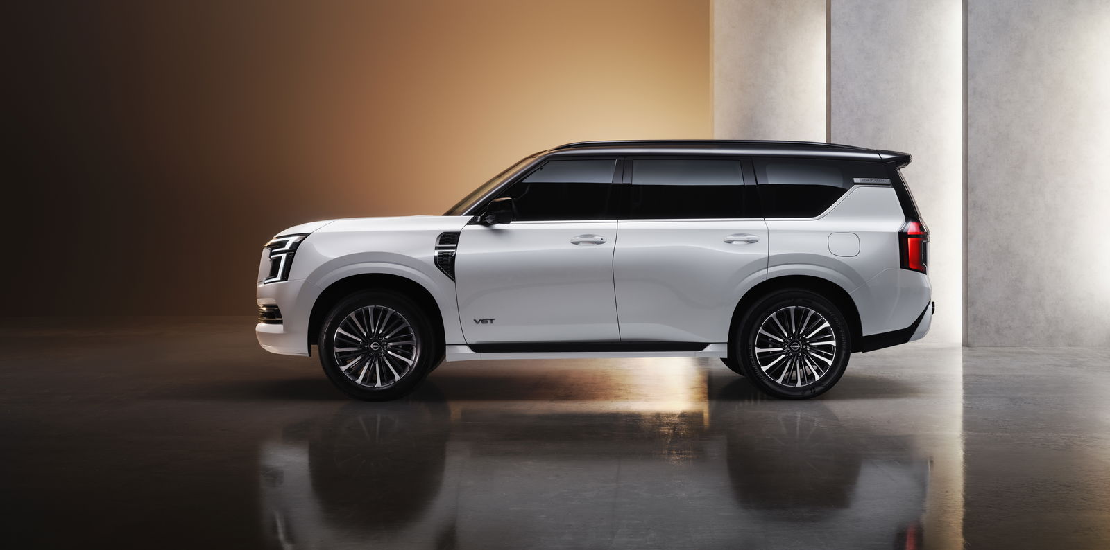 Nissan Patrol - side