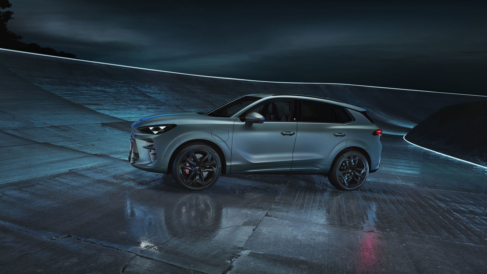 Cupra Terramar - side