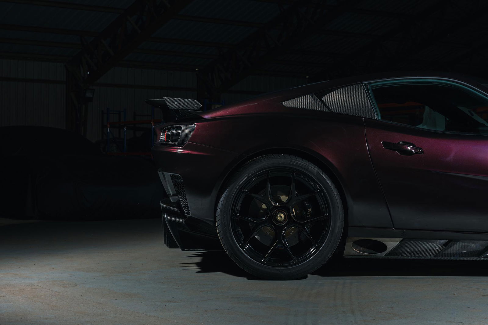 Ginetta Akula - side detail