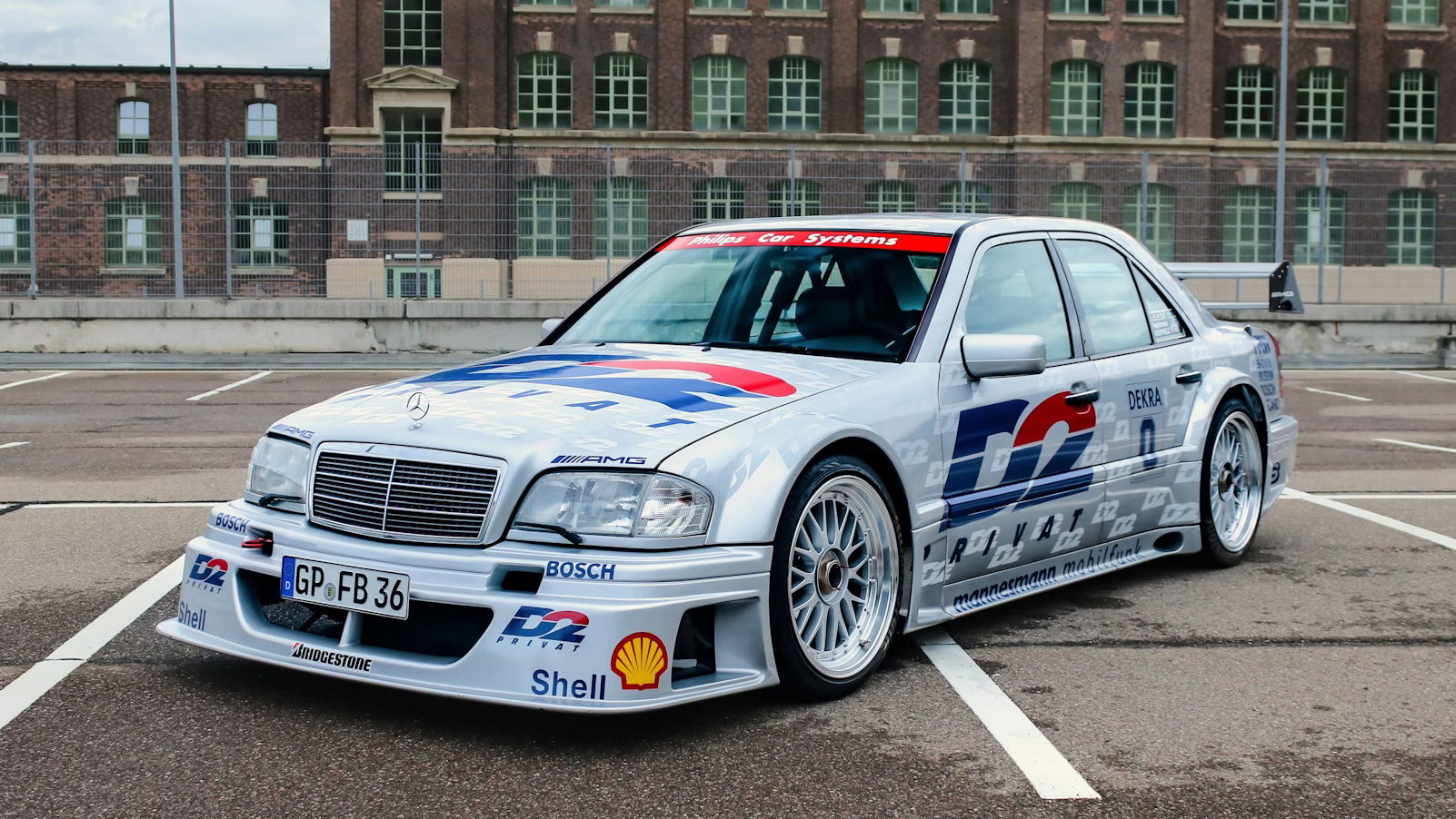 Mercedes C-Class DTM replica - front