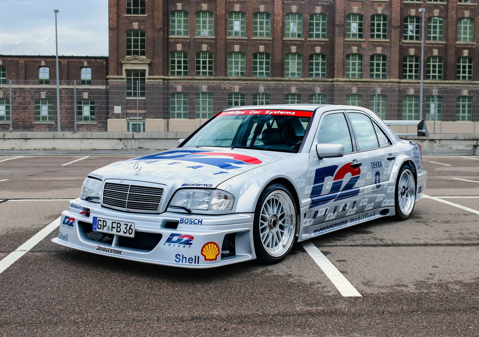 Mercedes C-Class DTM replica - front