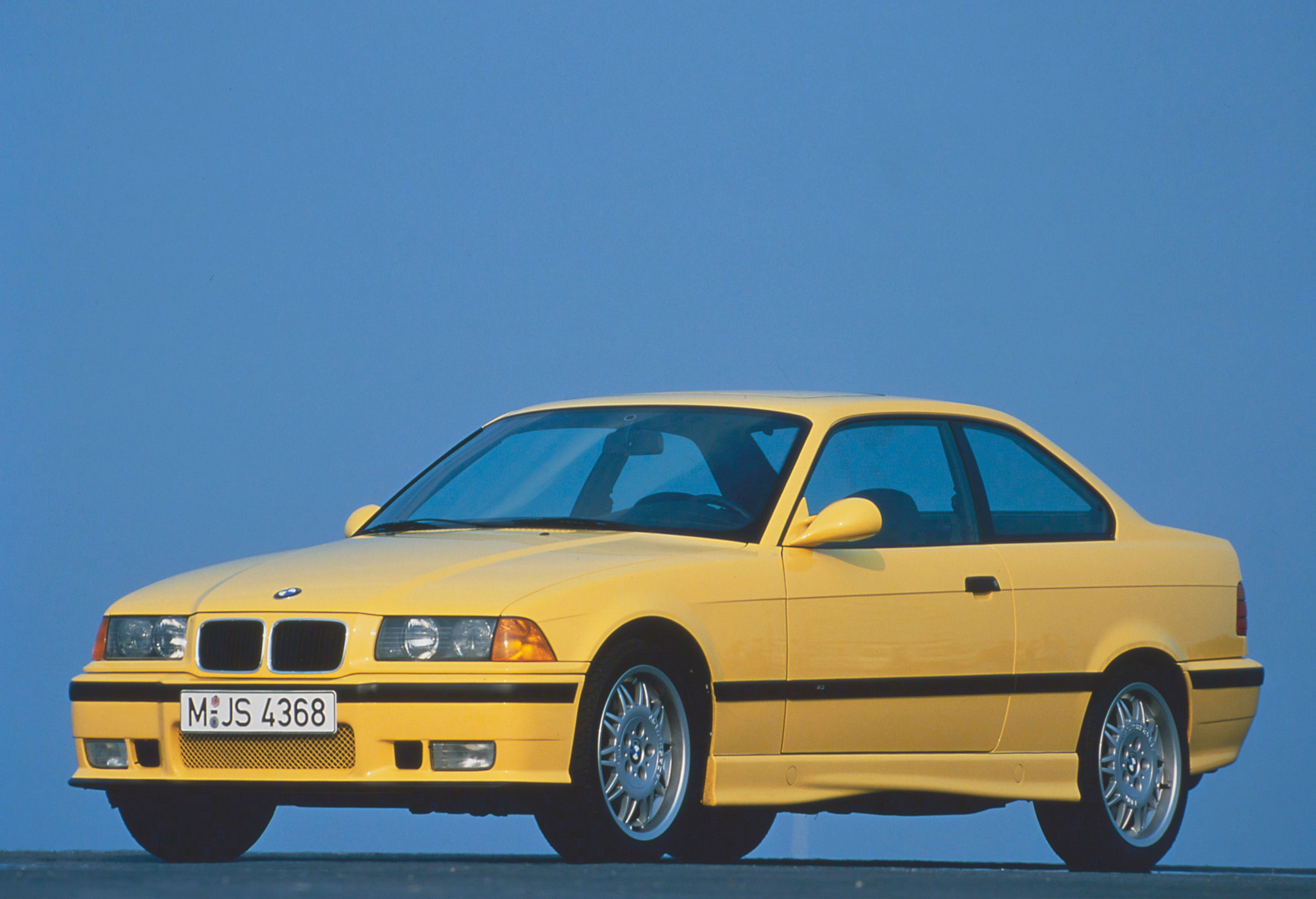 E36 BMW M3 - front
