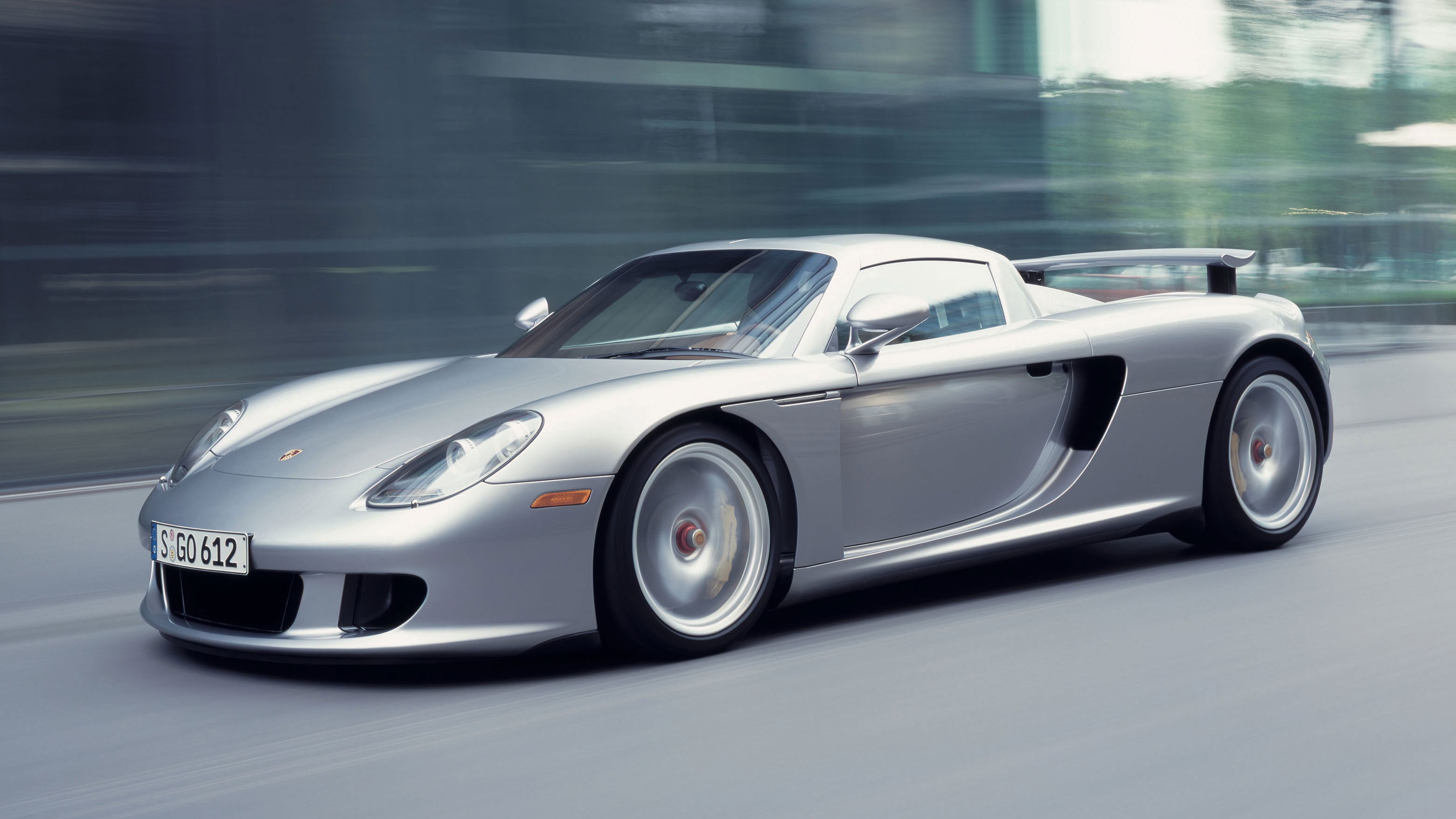 Porsche Carrera GT - front