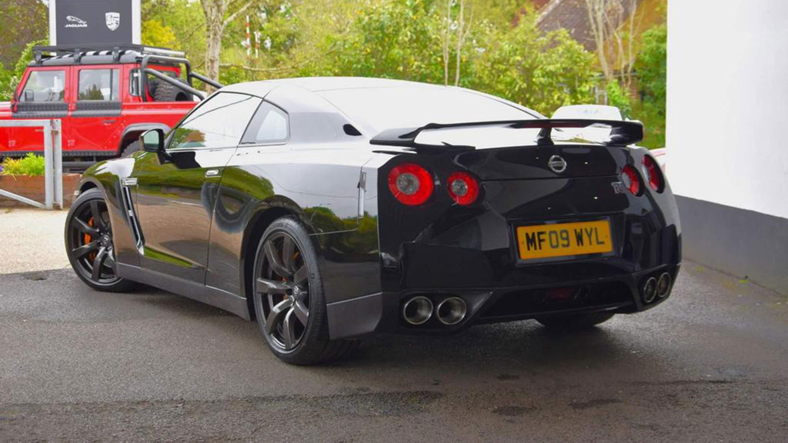 2009 Nissan GT-R Black Edition