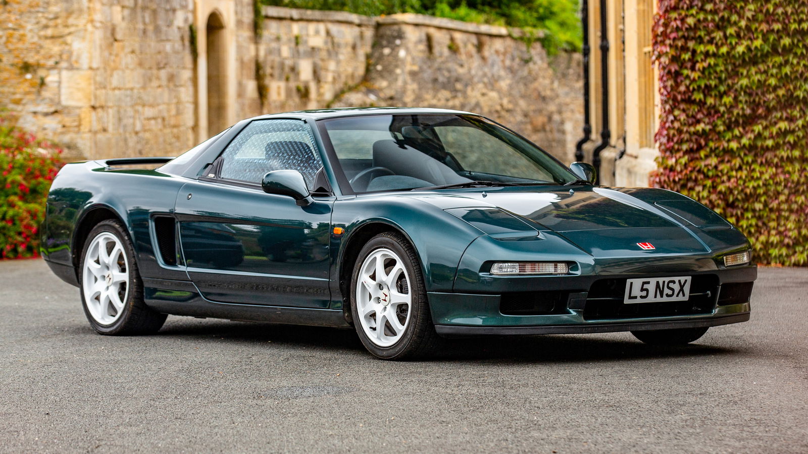 Honda NSX-R - front