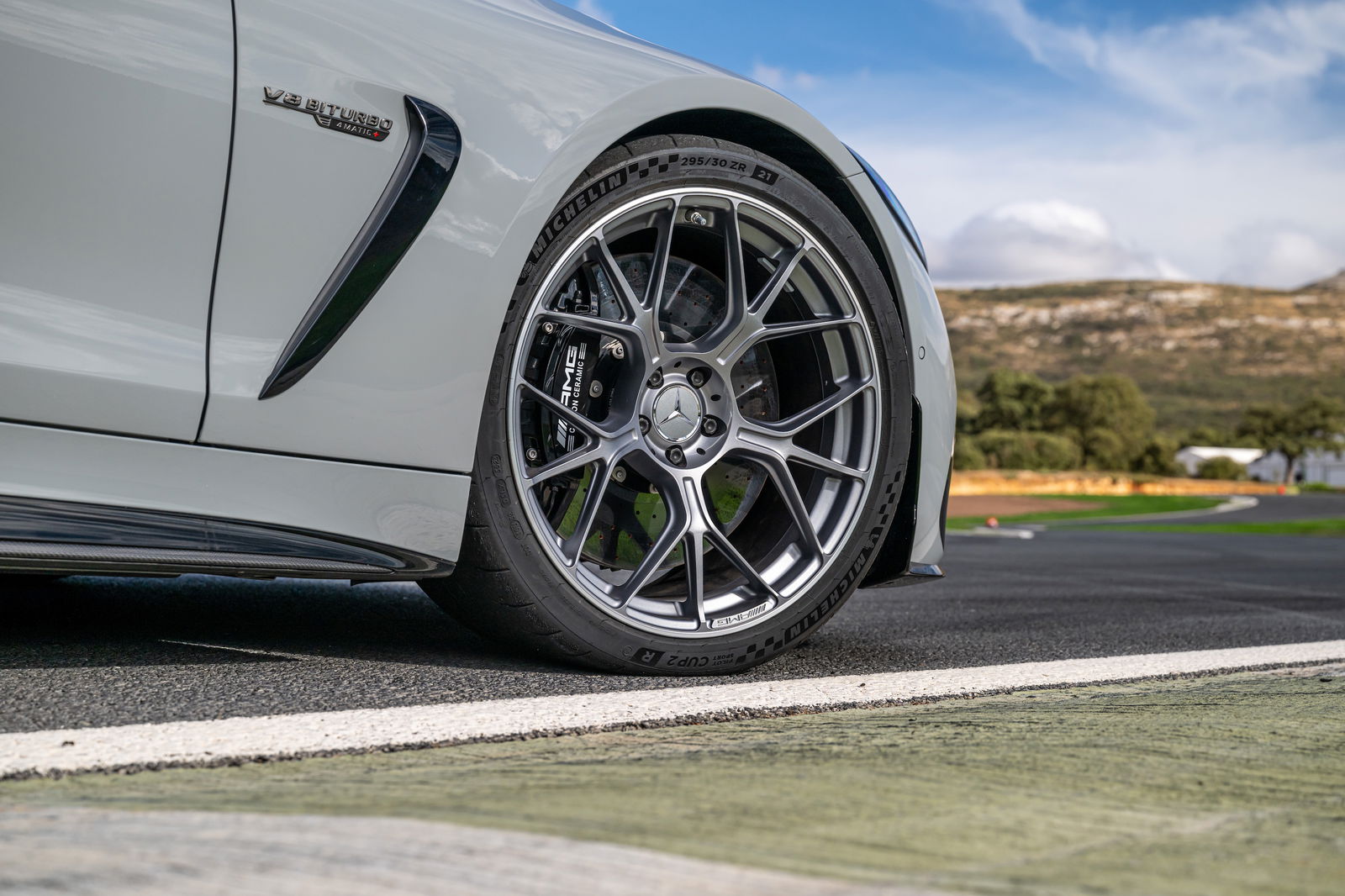 Mercedes-AMG GT63 Pro - wheel
