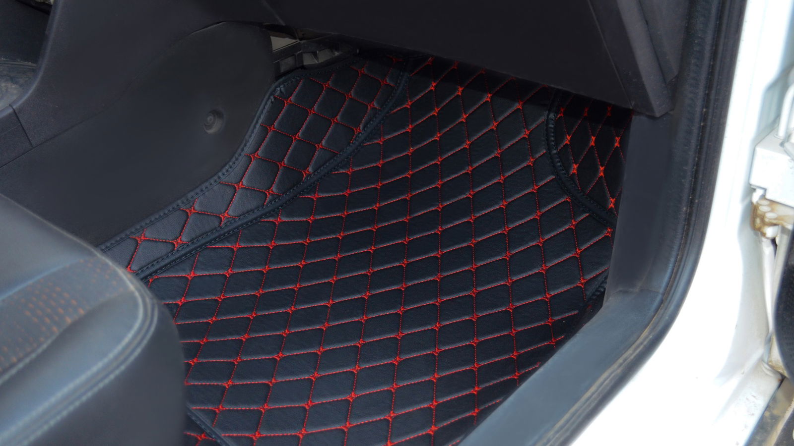 How to Add Style and Comfort to Your Vehicle with Luxury Custom Car Mats