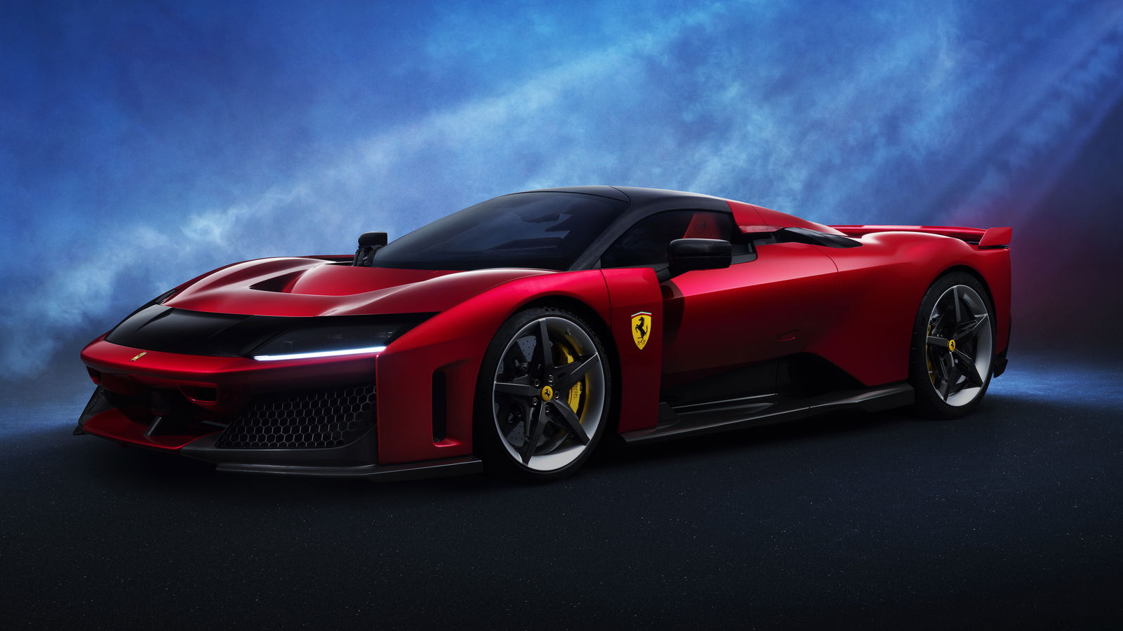 Ferrari F80 - front
