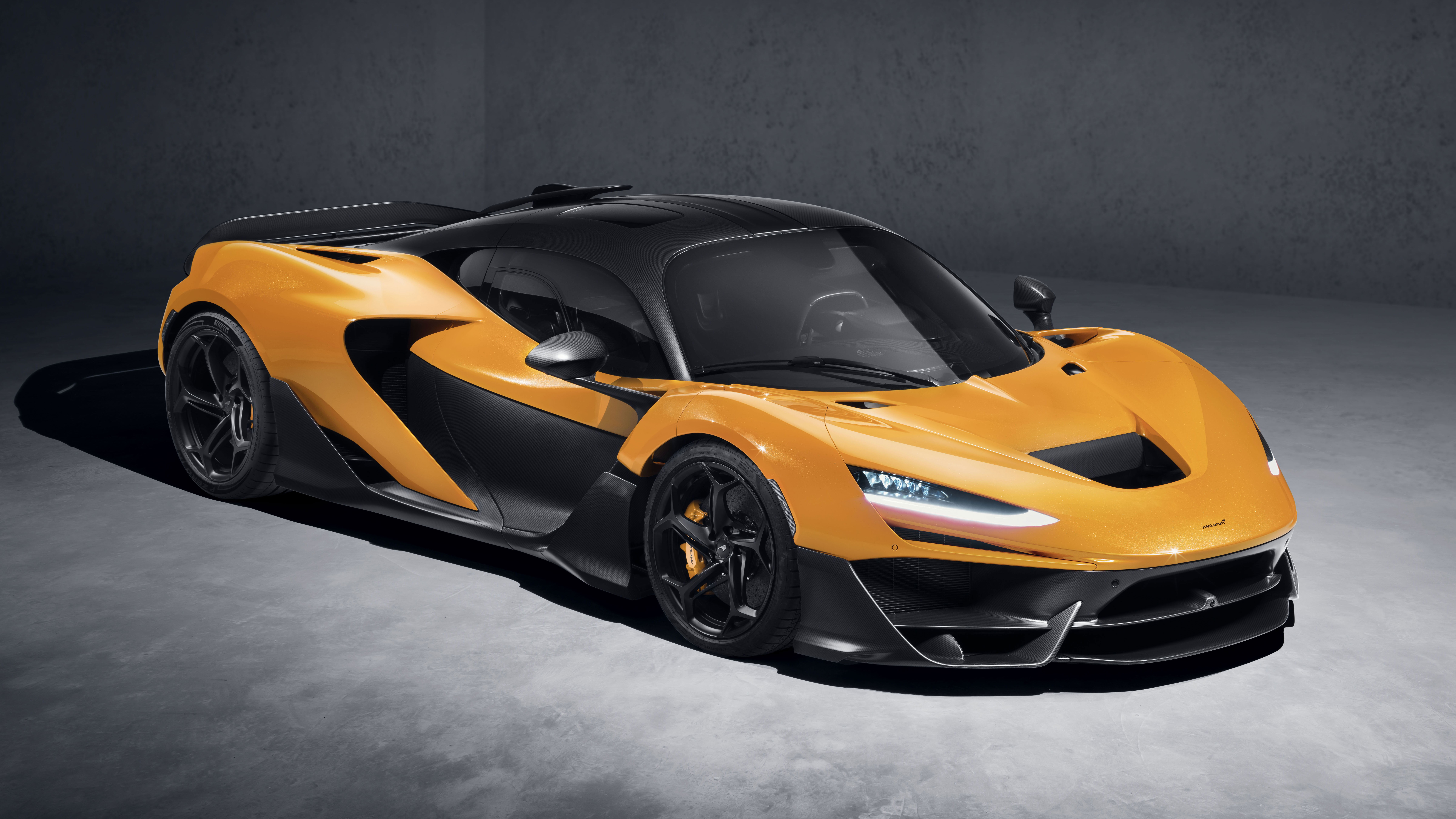McLaren W1 - front