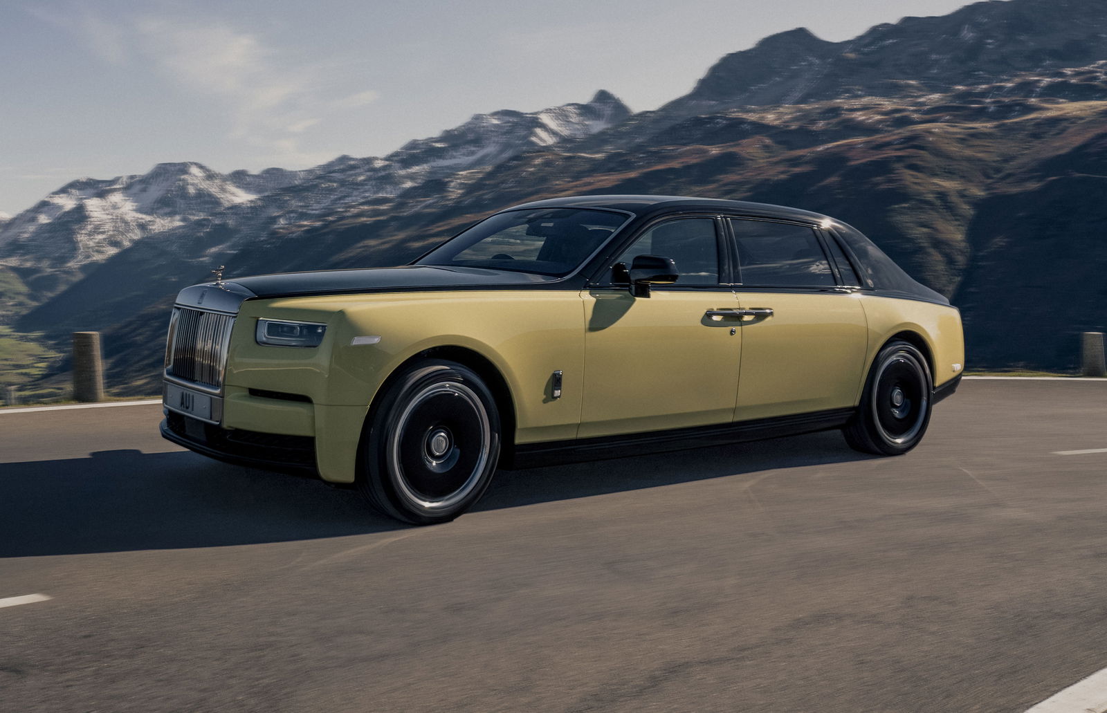 Rolls-Royce Phantom Goldfinger - front