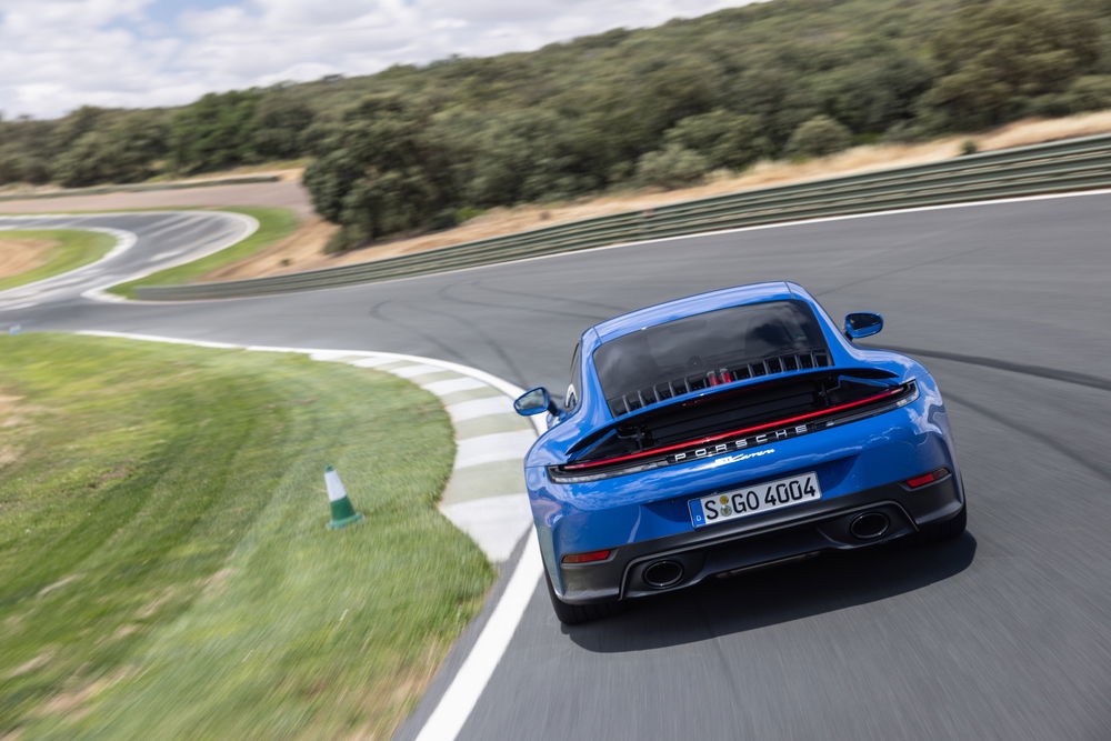 Porsche 911 Carrera 992.2